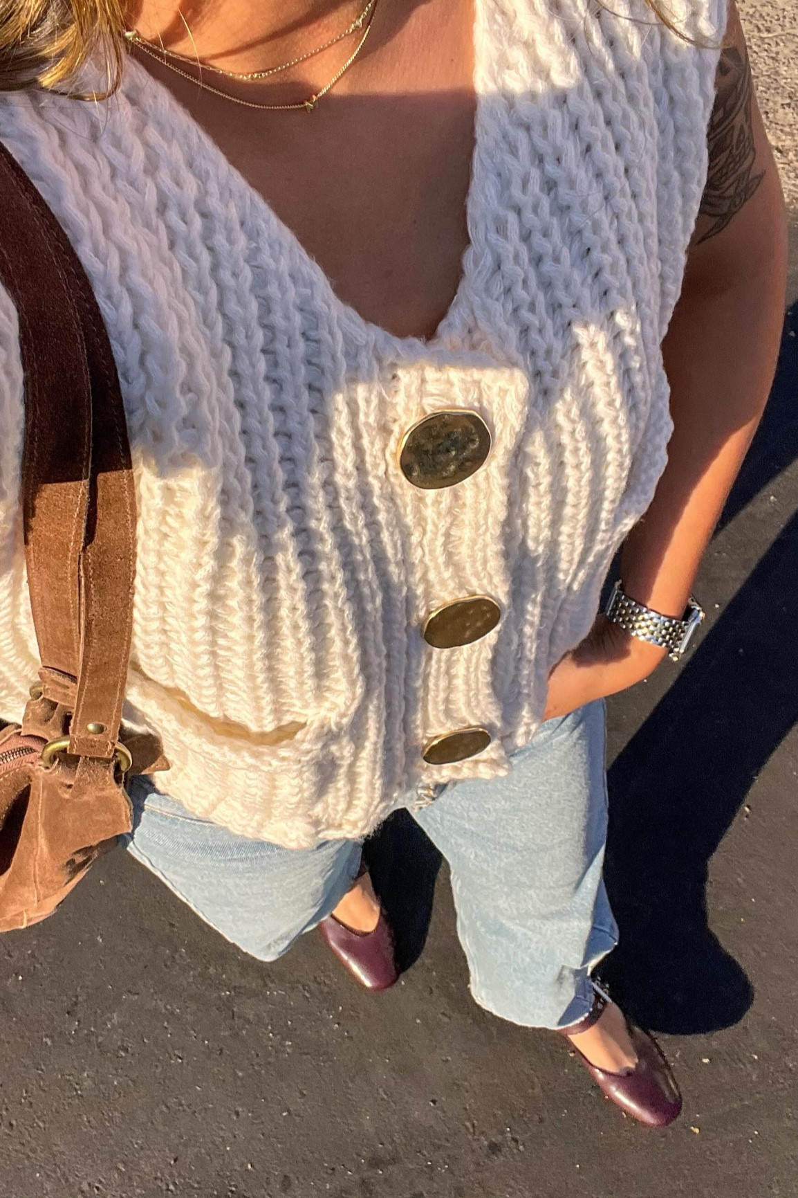 Knitted sweater vest two ways for Fall inspo 🍂✨🤎
.
.
.
#sweatervest #knittedvest #amazonfinds #fallfashiontrends #fallfashioninspo #under5k sweater vest, Amazon finds, fall fashion, fall aesthetic, fall inspo, knitted vest