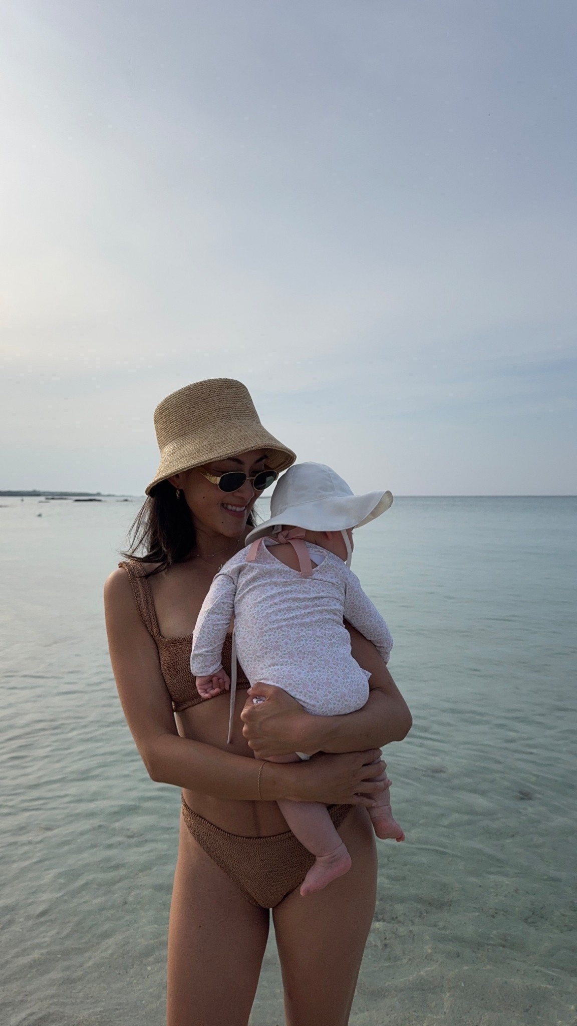 my favorite beach hat and the very best swim!! wore all throughout my pregnancy and now postpartum 🤍

#LTKSeasonal #LTKSwim #LTKSummerEdit