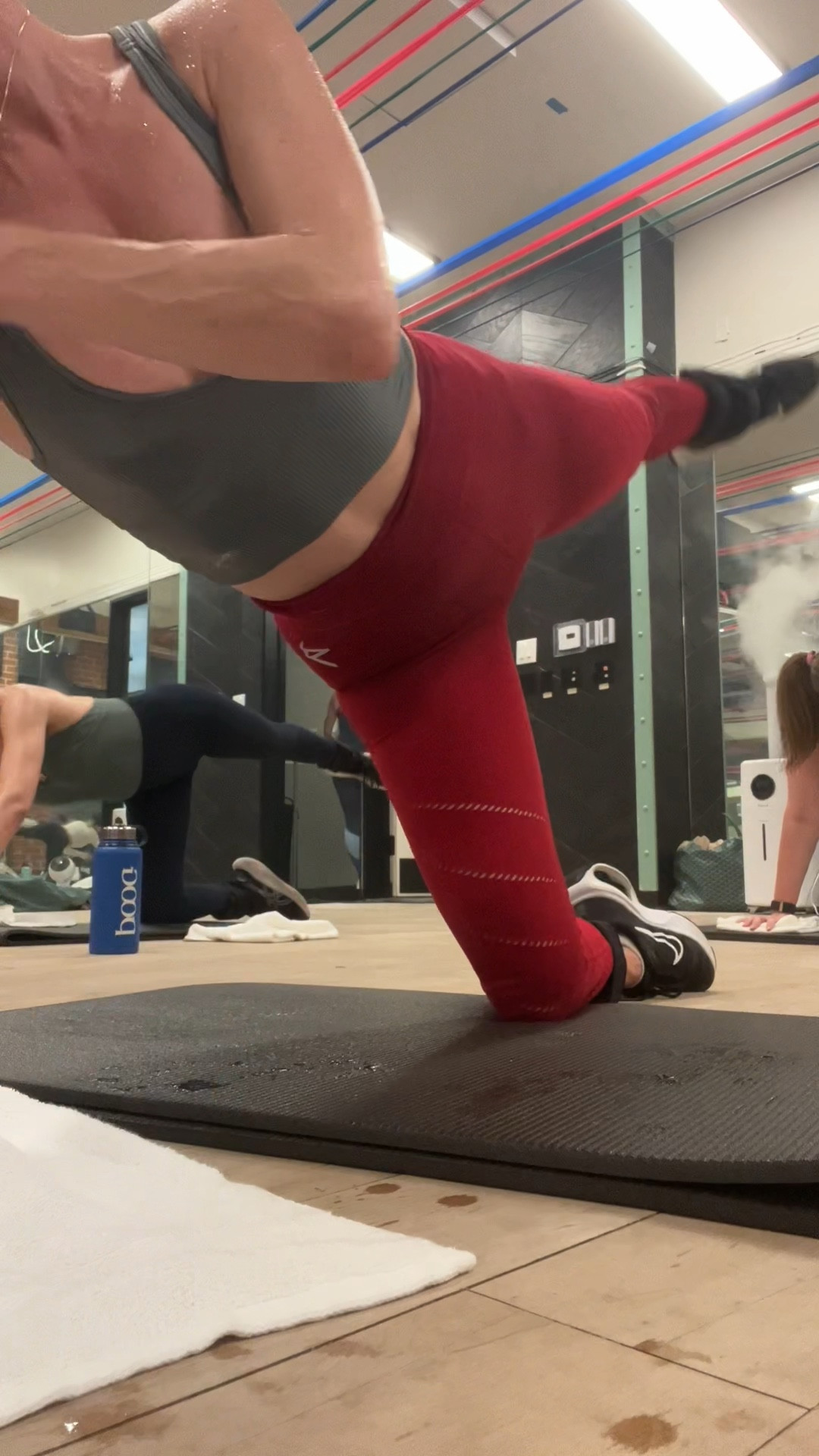 These half sports bra/half tank tops from Lululemon are the only non-onesie workout clothes I will wear. And they’re ON SALE rn. I have it in black, gray (here) and green. They’re so comfortable and flattering.

#LTKActive #LTKVideo #LTKSaleAlert