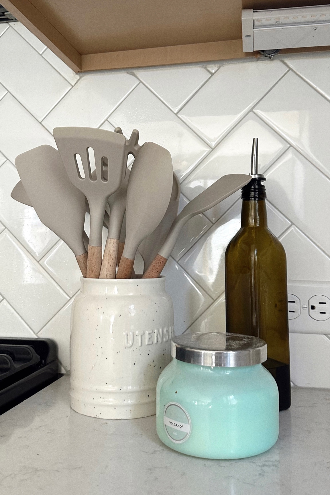 utensil set from Amazon under $30 USD along with an olive oil dispenser and candle!!! AMAZON KITCHEN FINDS

#LTKGiftGuide #LTKSeasonal #LTKSale