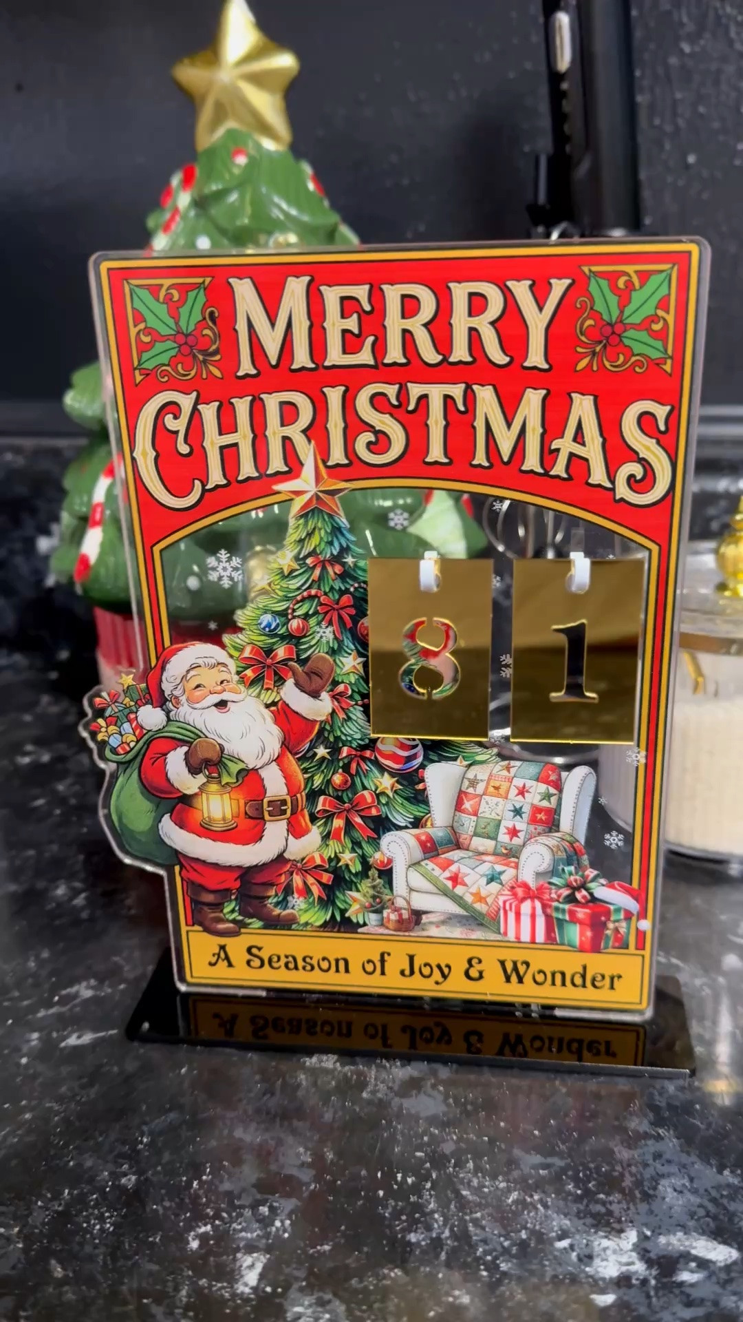 Christmas is 81 days aWay