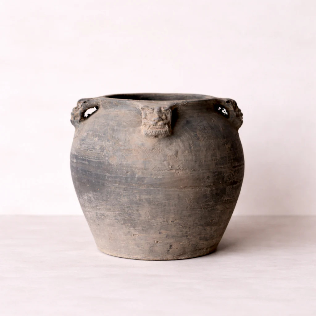 Atelier Vintage Black Grey Pot with Handles | By Luxe B Co. | luxe bCO