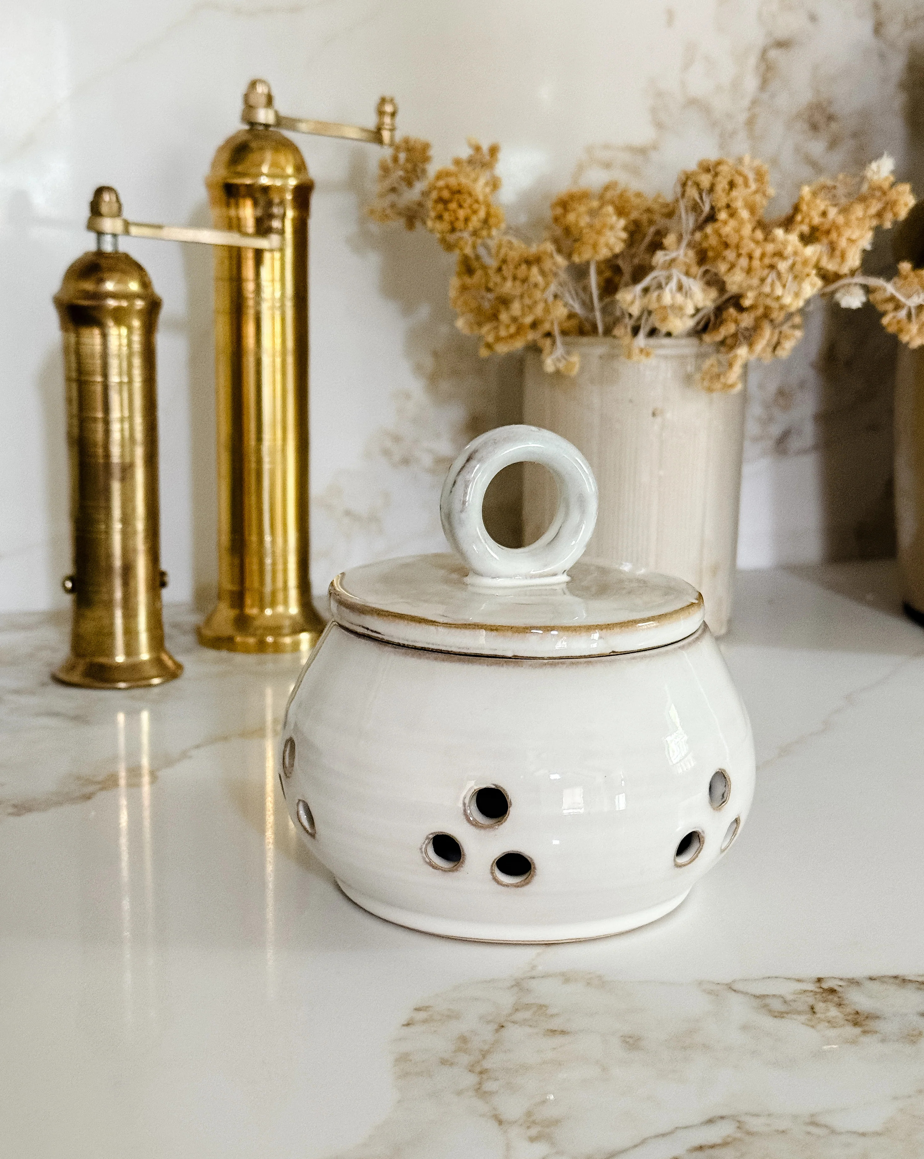 Garlic Keeper | Cottage and Key