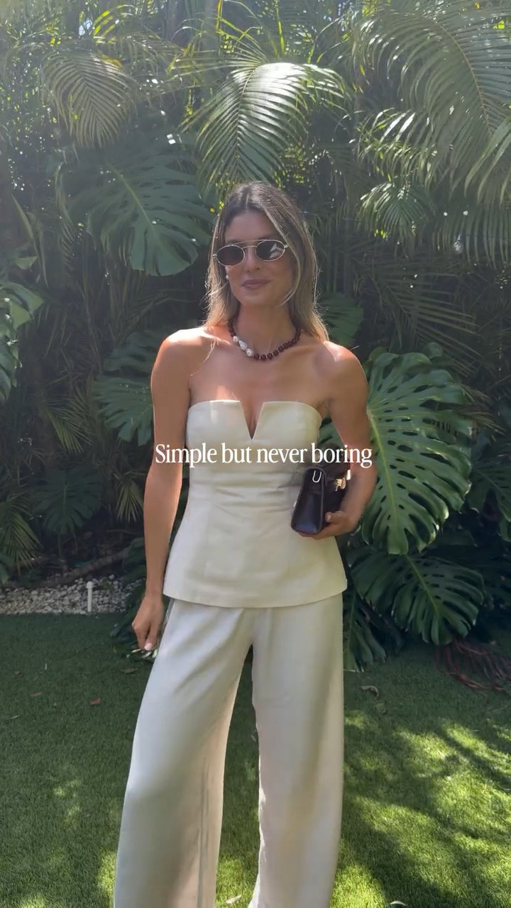 Sometimes less is more ✨


____
Outfit diary, outfit inspiration, ootd, spring outfit, simple outfit, daily outfit, chic style, accessories, Pinterest aesthetic, spring, capsule wardrobe, outfit inspo, style inspo, silk pants, neutral outfit

#LTKdayinmylife #LTKgrwm #LTKootd