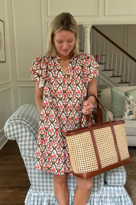 The perfect summer dress and tote! 