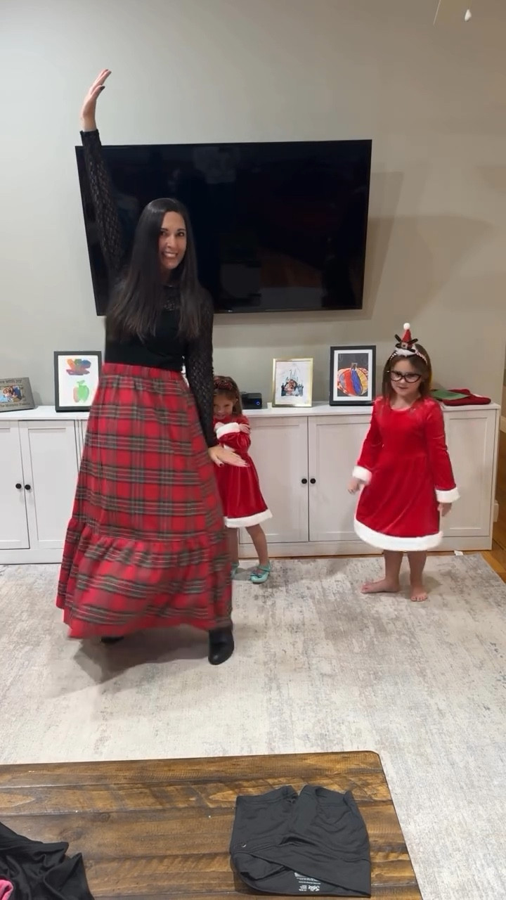 Just being silly with my nieces 🤍 If you love women’s fashion (with a sprinkle of kids’ style thanks to these two and my own daughters 😂), you’re in the right place. Follow along for outfits, laughs, and a whole lot of family chaos ✨ #reel #explore @christina_with_love_