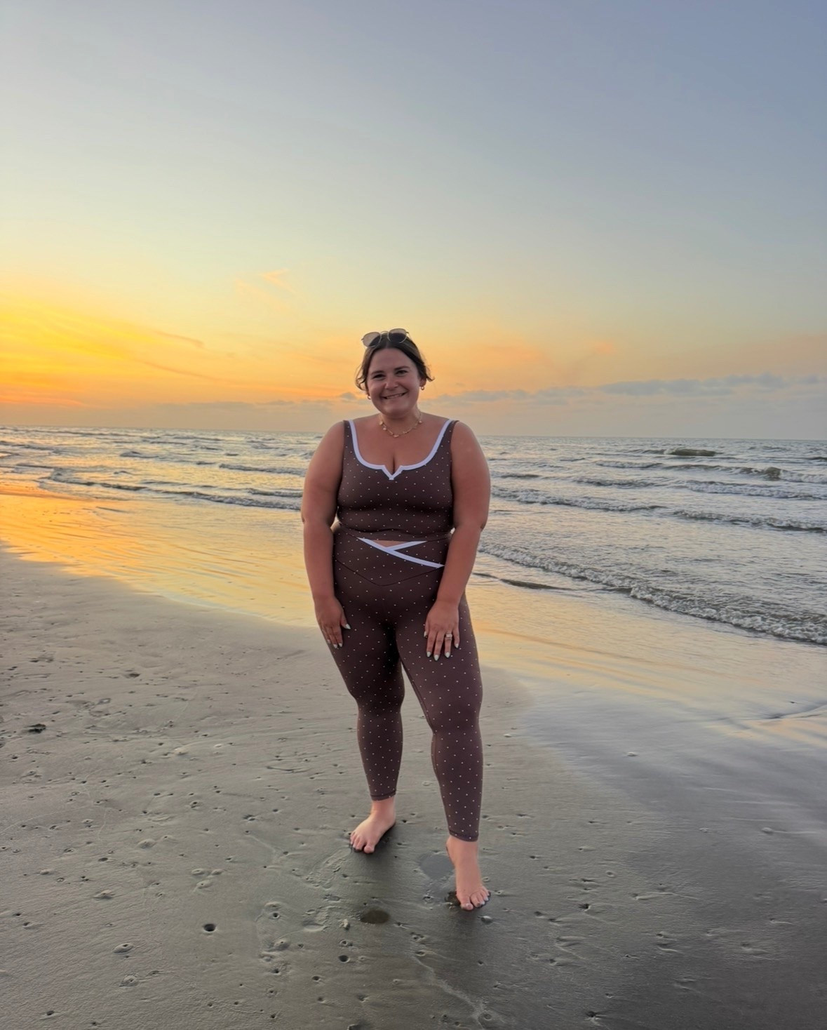 Love this matching aerie offline set! Wearing an xl in the sports bra and an xl short in the leggings. I’m 5’1 and a size 16.

#LTKootd #LTKMidsize #LTKPlusSize