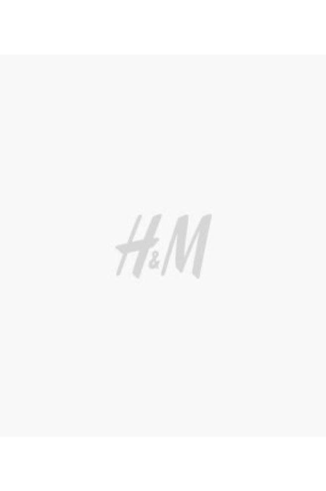 Rollkragenpulli mit Zopfmuster | H&M (DE, AT, CH, DK, NL, NO, FI)