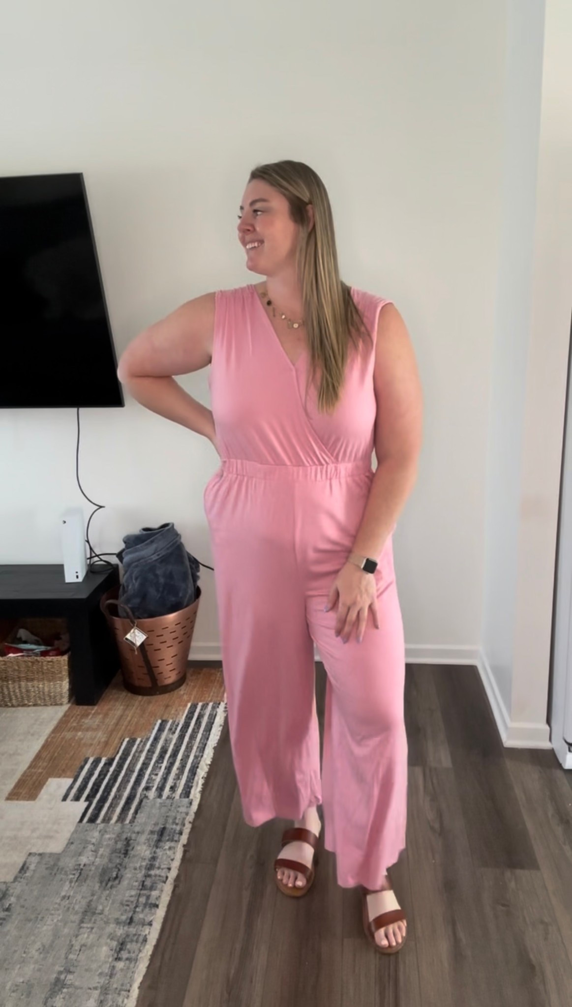 Comfy romper!

#LTKPlusSize #LTKMidsize #LTKStyleTip