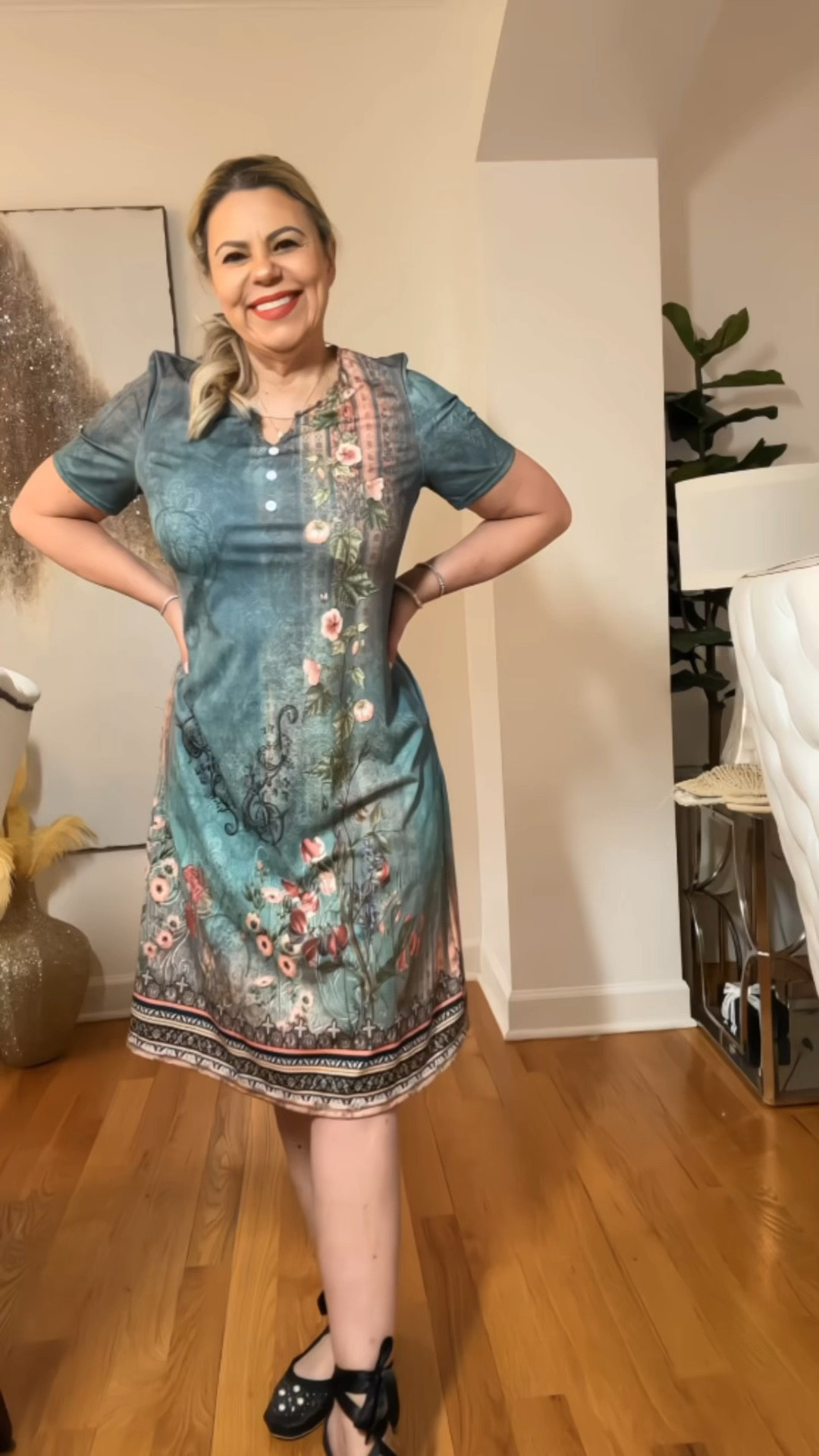 These two dresses from @rotita_official are perfect for any occasion! Whether you're dancing through the day or just need a comfortable and stylish outfit, these dresses have got you covered. And the best part? You can use the discount code rotita23 for 10% off! Don't miss out on these darling dresses, Black floral dress item #https://www.rotita.com/floral-print-black-shift-dress-g336143.html  and button floral print green a-line split neck dress https://www.rotita.com/rotita-button-floral-print-green-a-line-split-neck-dress-g352282.html #rotita #springdresses #chicagofashion #312Runway #womensfashion
