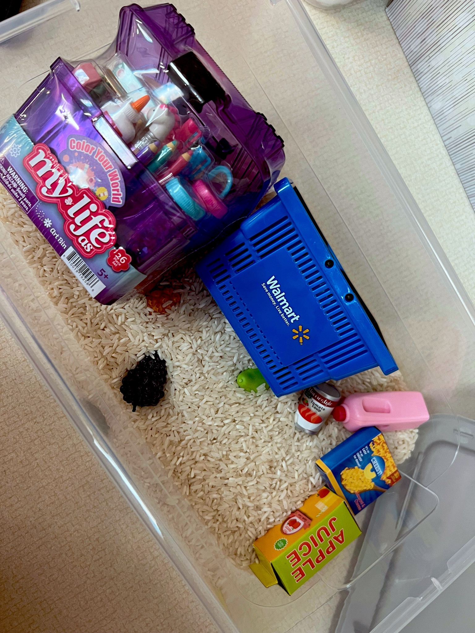 Quick & easy sensory bin idea 😊

#LTKfindsunder50