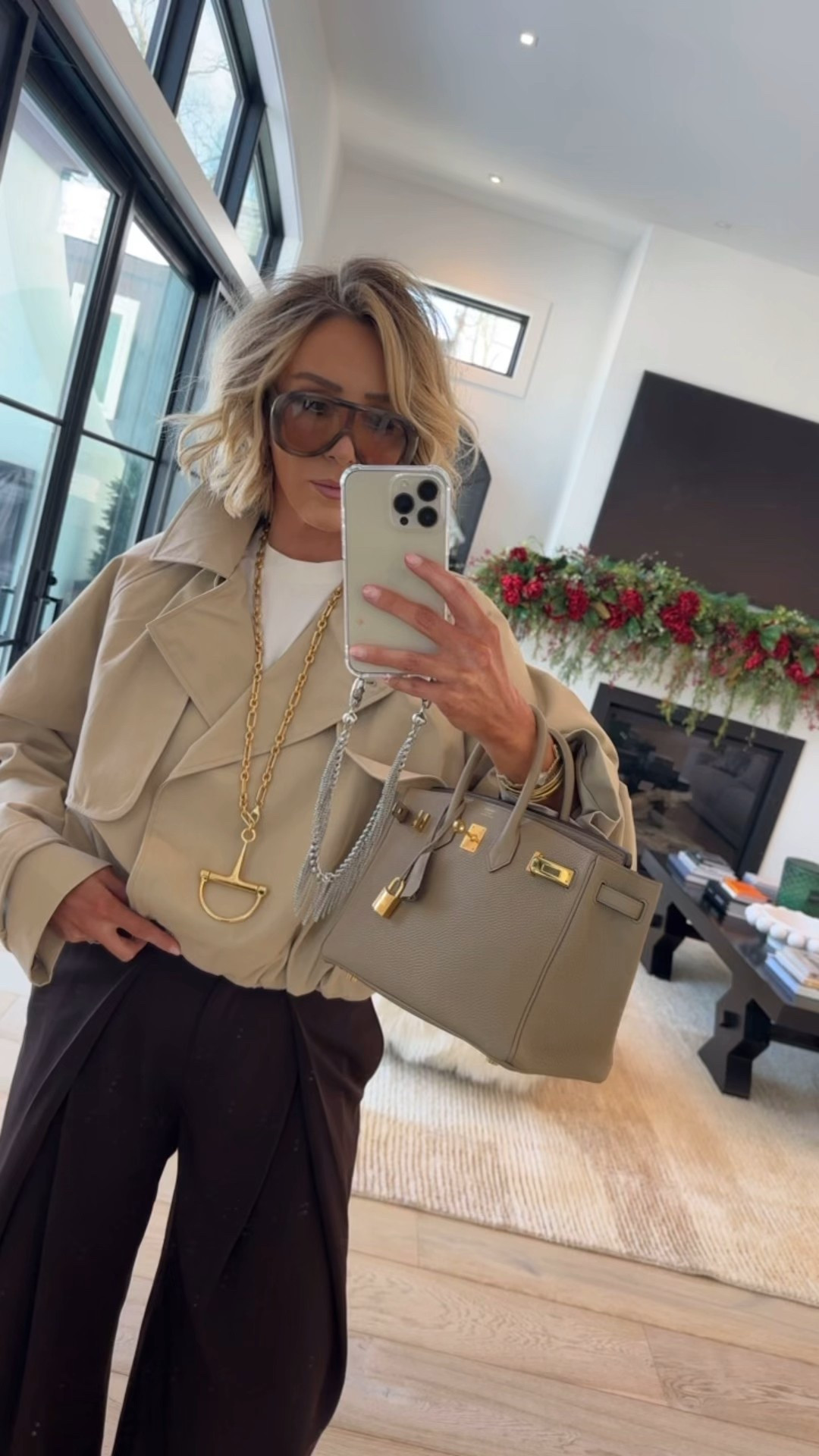 NEW in from Zara! The perfect oversized cropped trench 🔥🔥🔥 wearing mediums for oversized look 