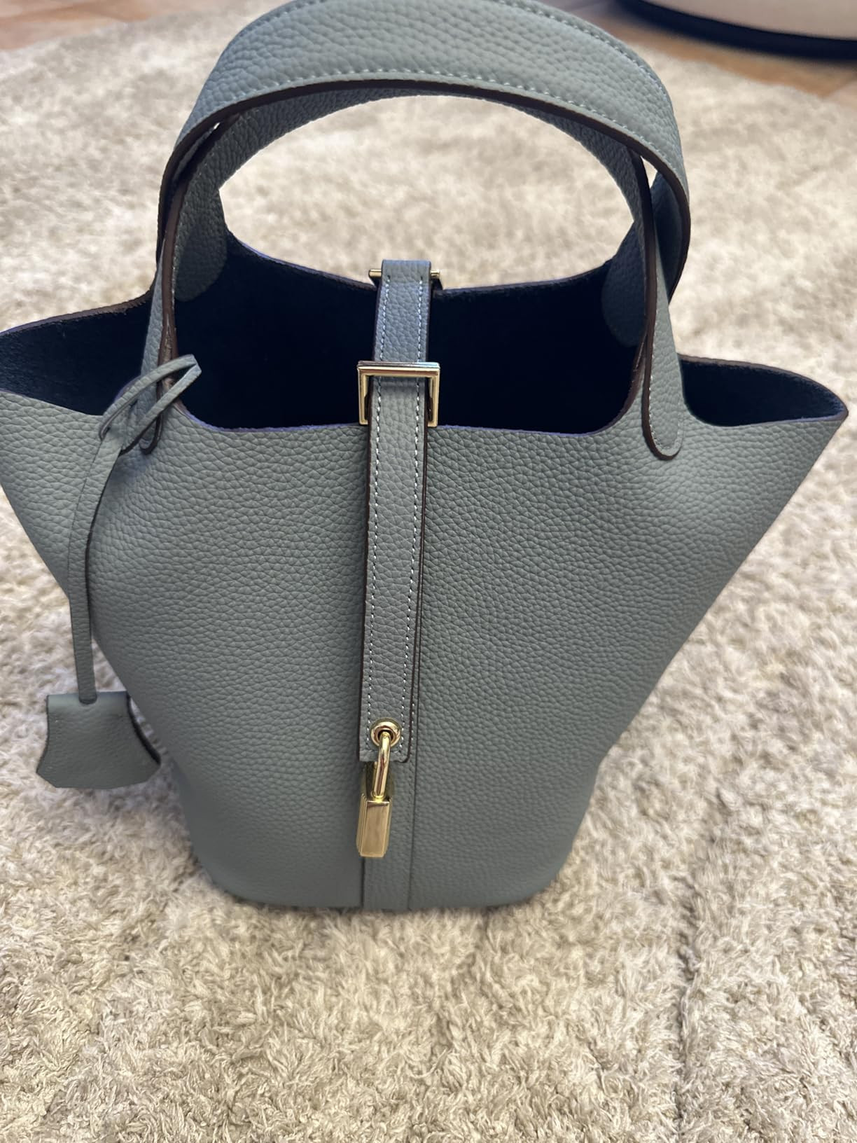 Genuine Leather Lock Design Bucket Bag Vegetable Basket, Fashionable and Versatile Satchel Handba... | Amazon (US)