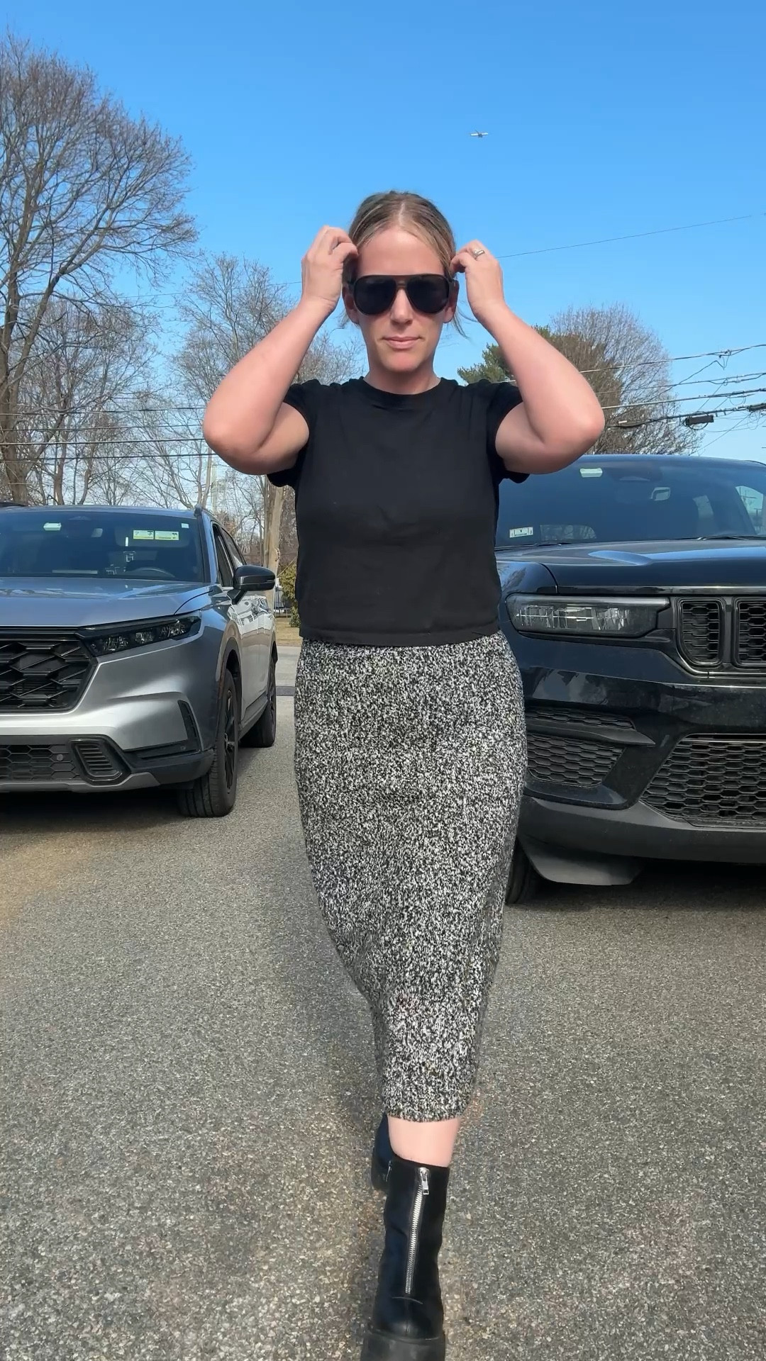 Transition to spring outfit idea
Teacher look
Knit midi skirt 
Zipper chunky ankle boot 
Basic tee
Black aviators 

#LTKSeasonal #LTKootd #LTKOver40