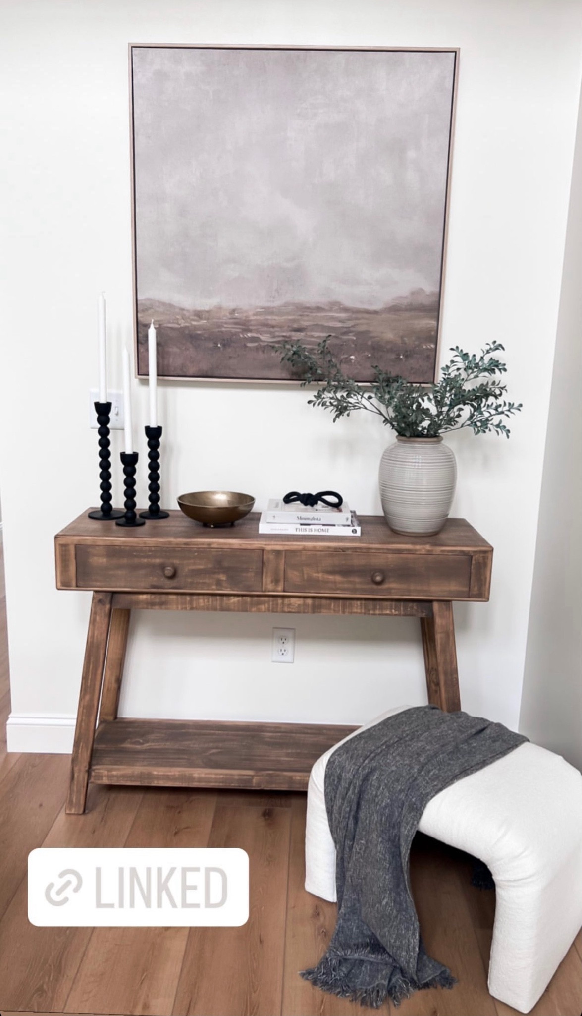 I’ve had a few DM’s asking about this table!! I found this at TJ Maxx a few years ago and I haven’t been able to find the exact match to link. 😭

I’ll link similar table options for you! 🫶🏻 Hope that helps!! Happy Sunday!!! 💕

#LTKHome #LTKStyleTip