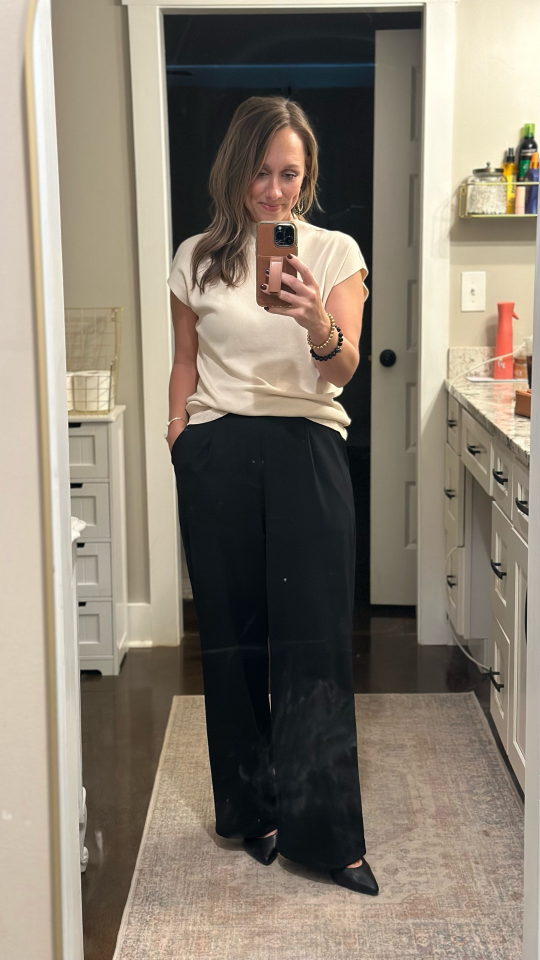 These pants are SO COMFORTABLE 

#LTKFindsUnder50 #LTKFindsUnder100 #LTKWorkwear