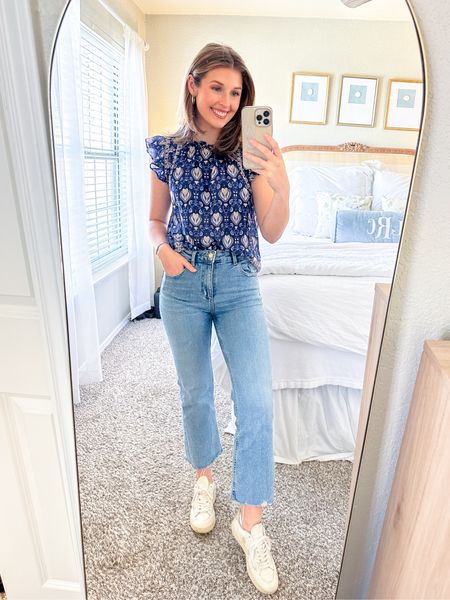Ootd today! Size XS in top and 27 in jeans. Renting my top from RTR — you can use my code LOUISERTR for a discount! Wearing an XS. Jeans are old Zara, linked similar!

#LTKstyletip #LTKSeasonal