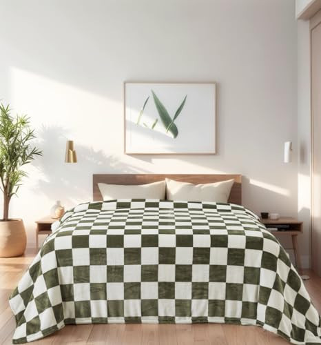 Checkered King Size Blanket,90x108 Inches Sage Green Microfiber Soft Cozy Fluffy Warm Hand Made Throw Blankets for King Calking Bed,Couch, Sofa, Chair, Camping, Picnic,Sage Green | Amazon (US)