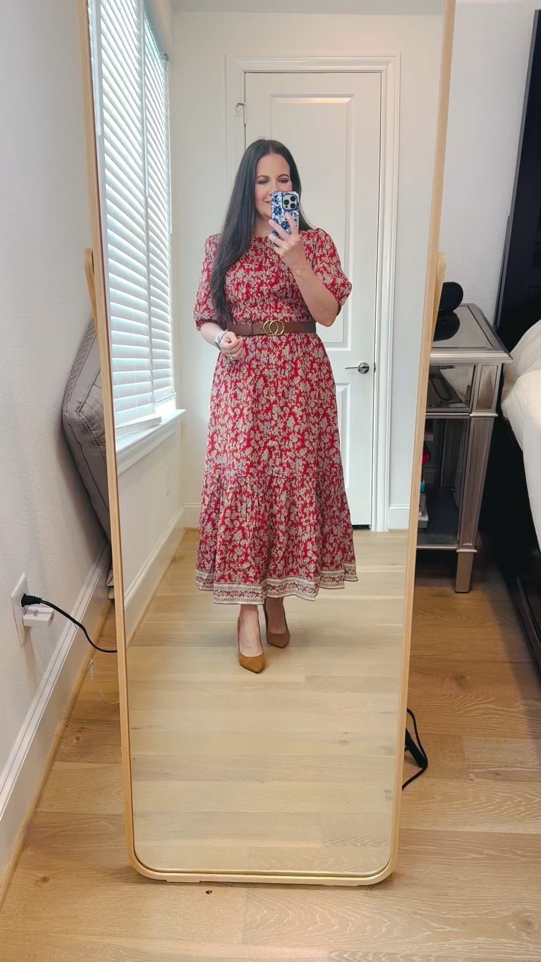 Madewell sale / Workwear / spring work outfit / office dress / red midi dress / brown belt / short sleeve dress / modest dress / petite friendly dresses / summer outfit 


#LTKxMadewell #LTKWorkwear #LTKFindsUnder100