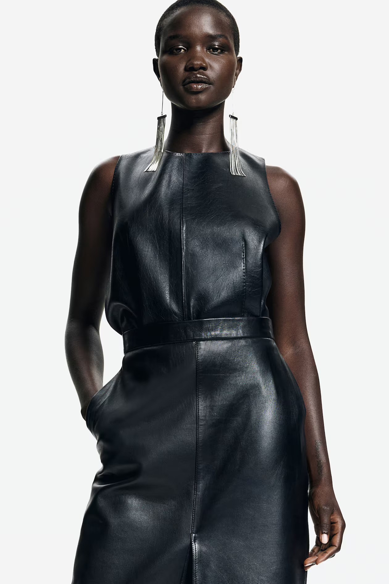 Coated vest top - Black - Ladies | H&M GB | H&M (UK, MY, IN, SG, PH, TW, HK)