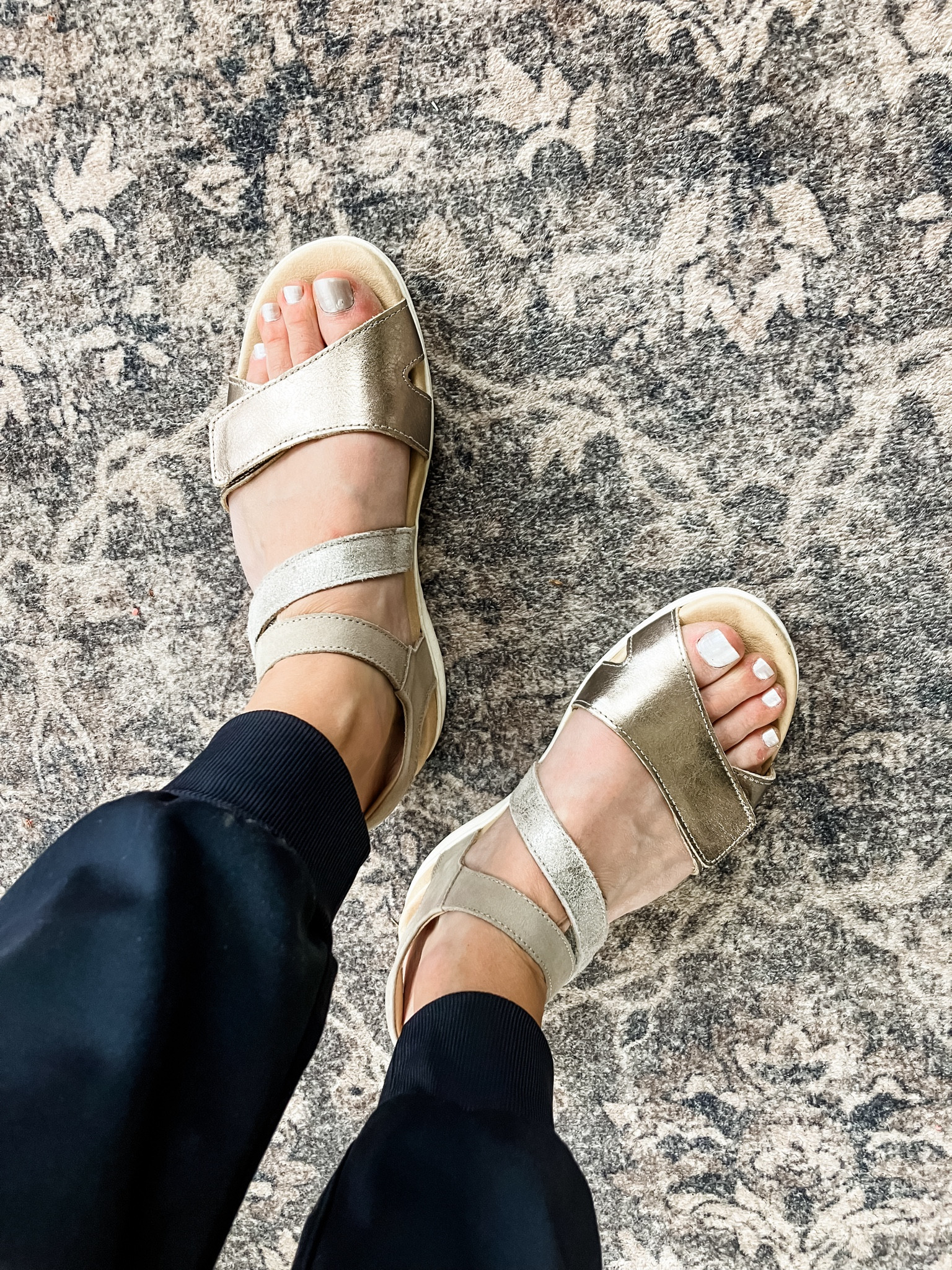 The best sandals for walking!  Comfortable, supportive and perfect for going miles  


#LTKdayinmylife #LTKmomlife #LTKgrwm