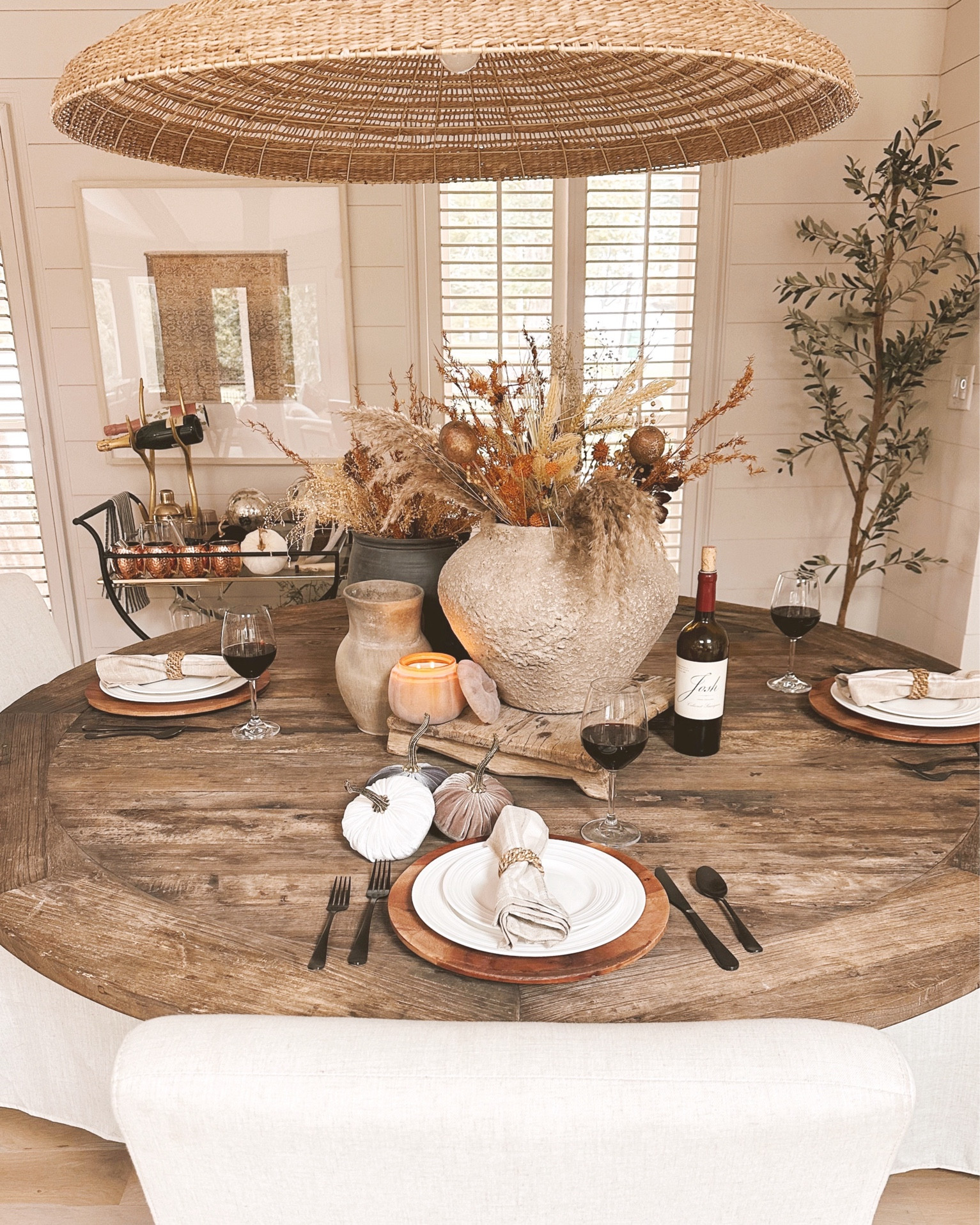 Lowe’s Home Improvement Fall tablescape with affordable home decor 🍂 - satin black flatware, washable linen vintage style napkins, textured napkin rings, red wine glasses, wooden chargers and more at unbeatable prices 🤍 #lowespartner #homedecor #tablescape #fall #ad

#LTKSeasonal #LTKHome #LTKStyleTip