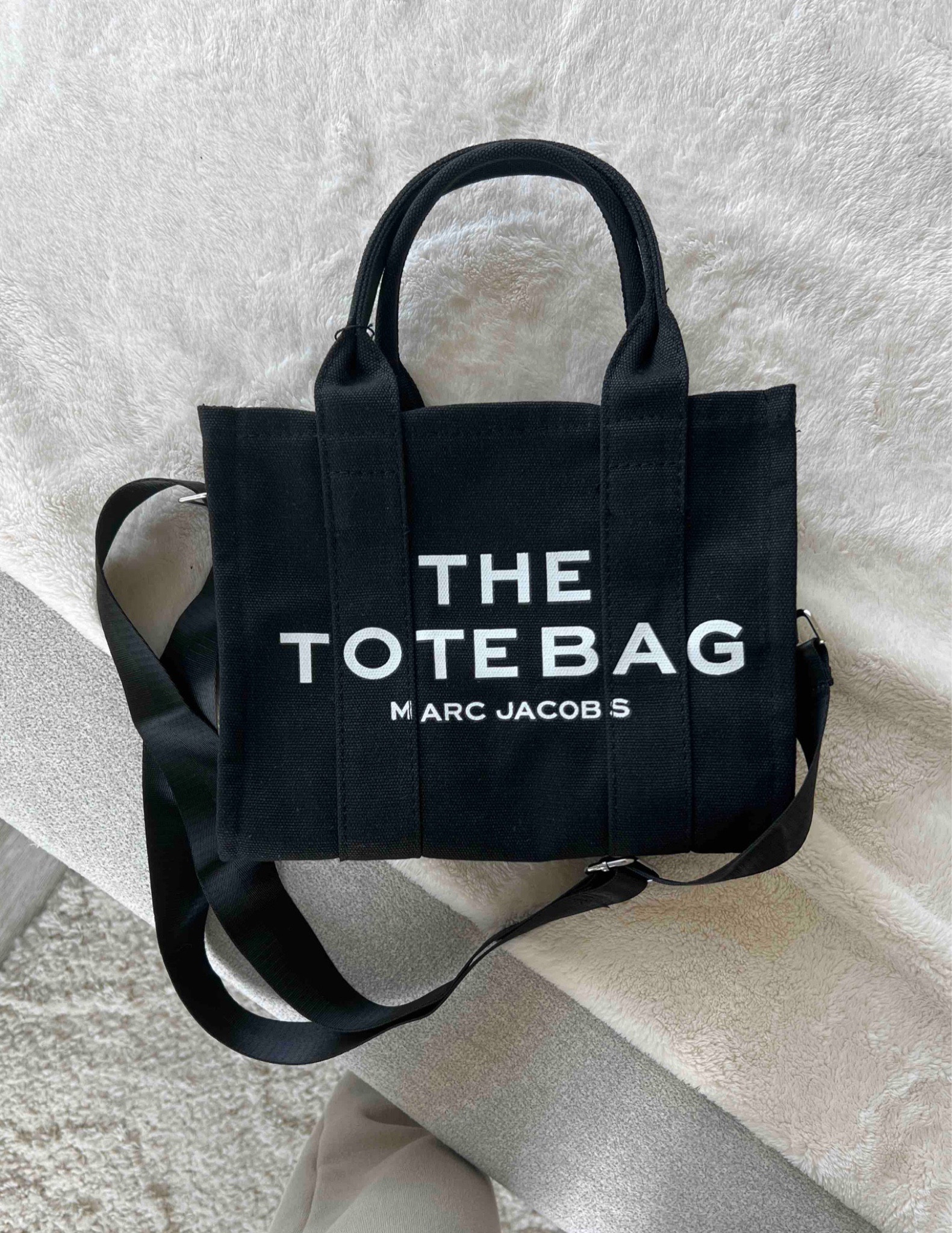 MARC J TOTE BAG ££!! 

#LTKitbag #LTKsalealert #LTKunder50