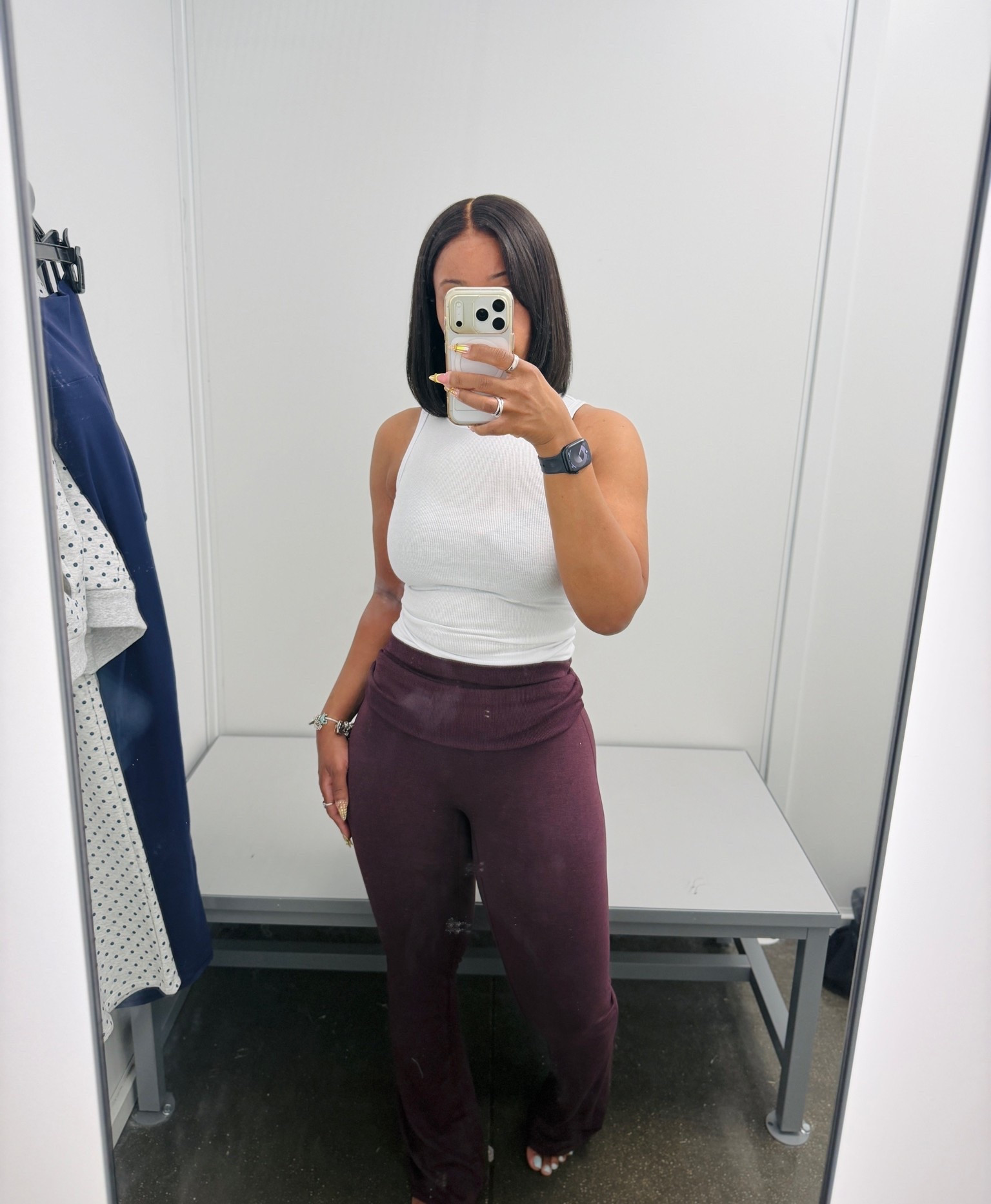 Wearing a size small in these foldover active pants. They do flare at the bottom and I am wearing the 31 inch inseam. Super soft and comfortable on. They have a matching top online but in store they didn’t have it available yet

#LTKPetite #LTKSeasonal #LTKActive