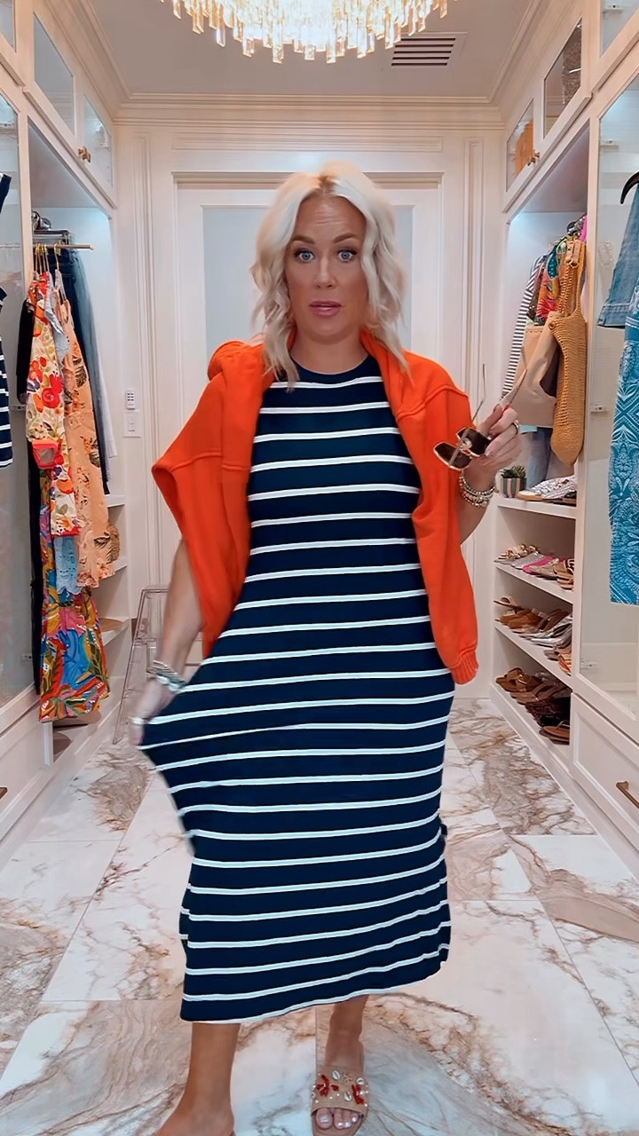 They brought back the striped maxi dress and it’s still just as good and only $8!!! Size small

#LTKootd