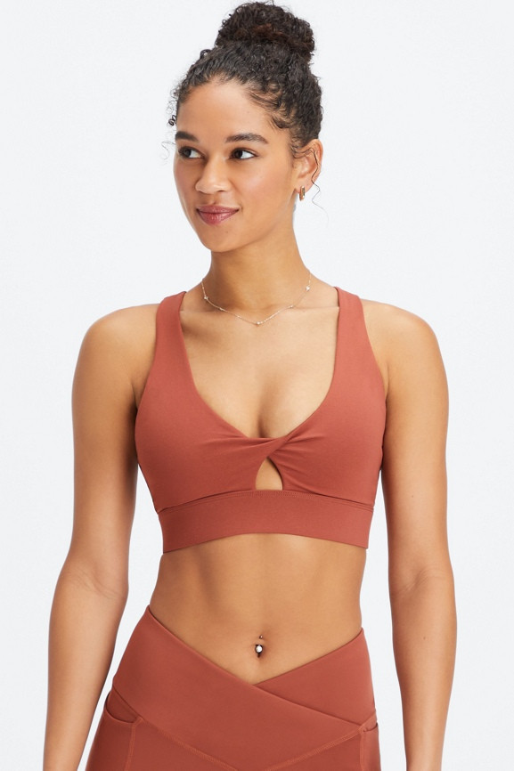 Oasis Twist Sports Bra | Fabletics - North America