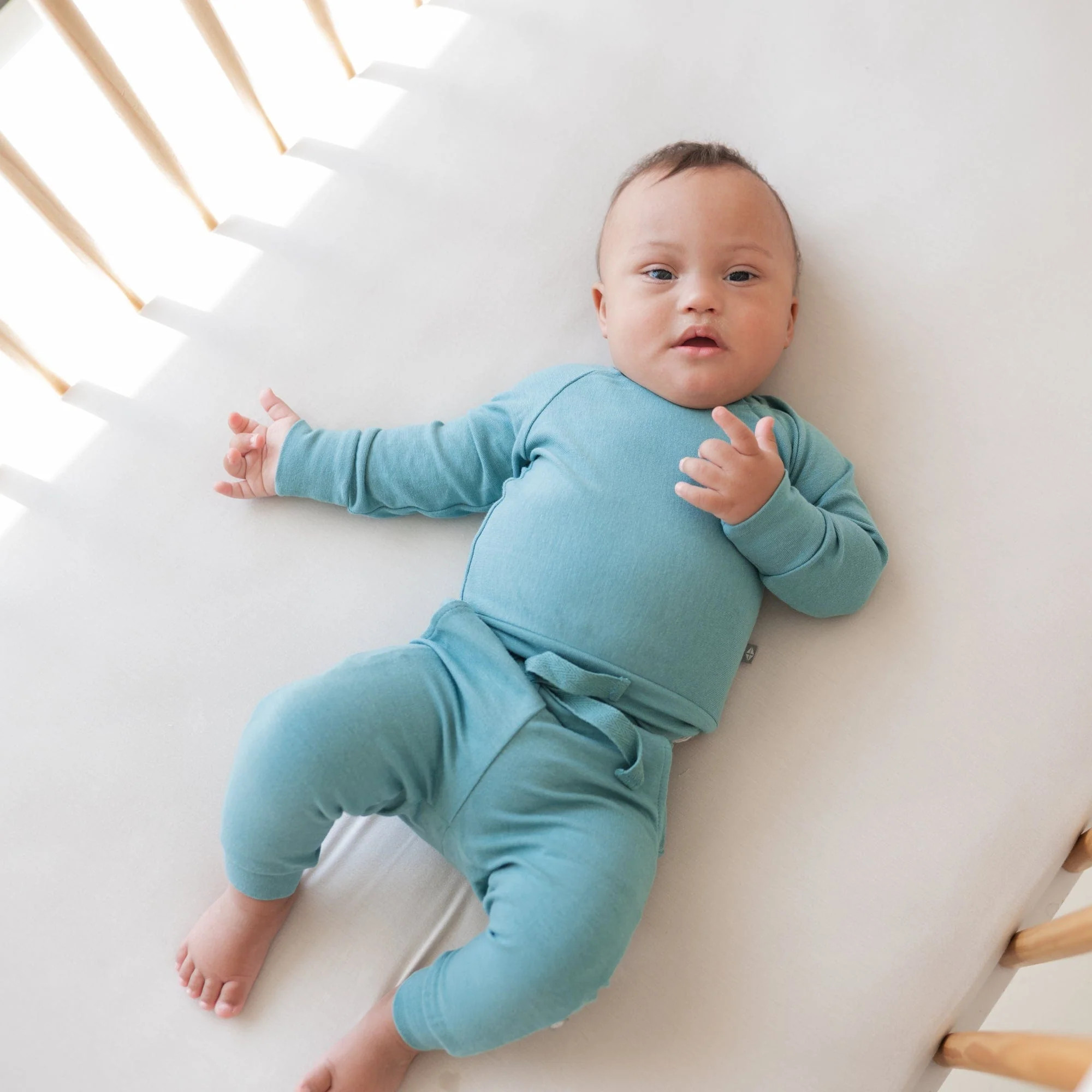 Bamboo Jersey Jogger Set in Cove | Kyte BABY