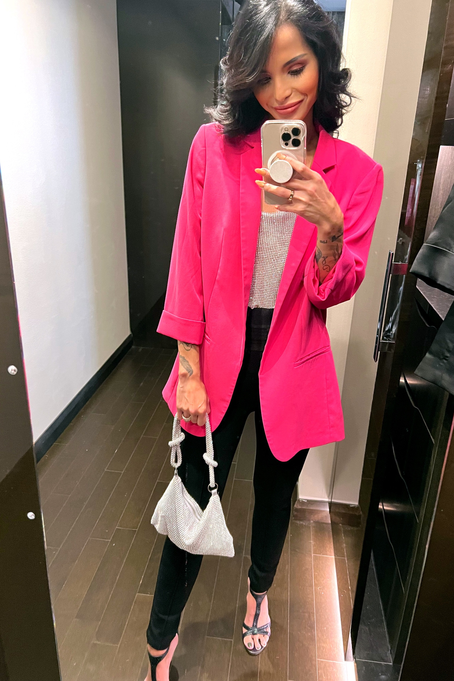 Trendy night out with a pop of color. Who says fall needs to be neutral? 

#LTKunder100 #LTKfit #LTKSeasonal