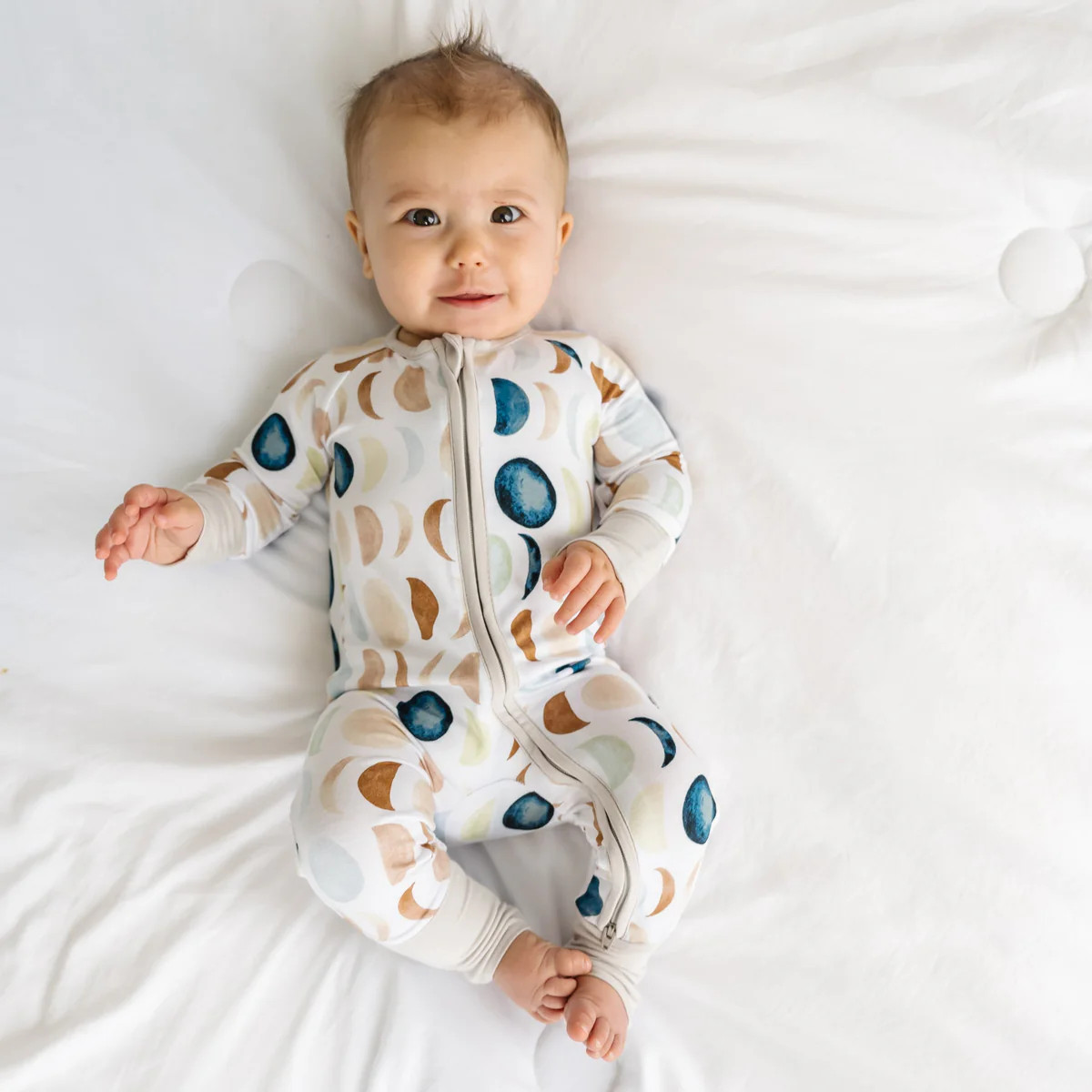 Luna Neutral Bamboo Viscose Zippy | Little Sleepies