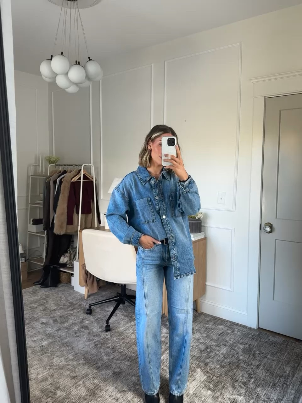 Lots of questions about this ‘over shirt’ 🤩

A bit oversized & more of a relaxed fit - longer length too! 85% Cotton & 15% Recycled Cotton. Great quality & will last for seasons!!

#LTKVideo 

#LTKStyleTip #LTKWatchNow #LTKSeasonal