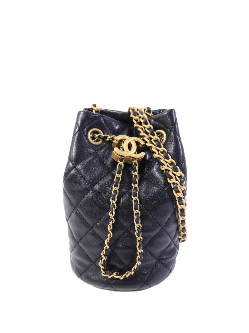 CHANEL Pre-Owned Pearl Crush diamond-quilting bucket bag - Black | Farfetch Global