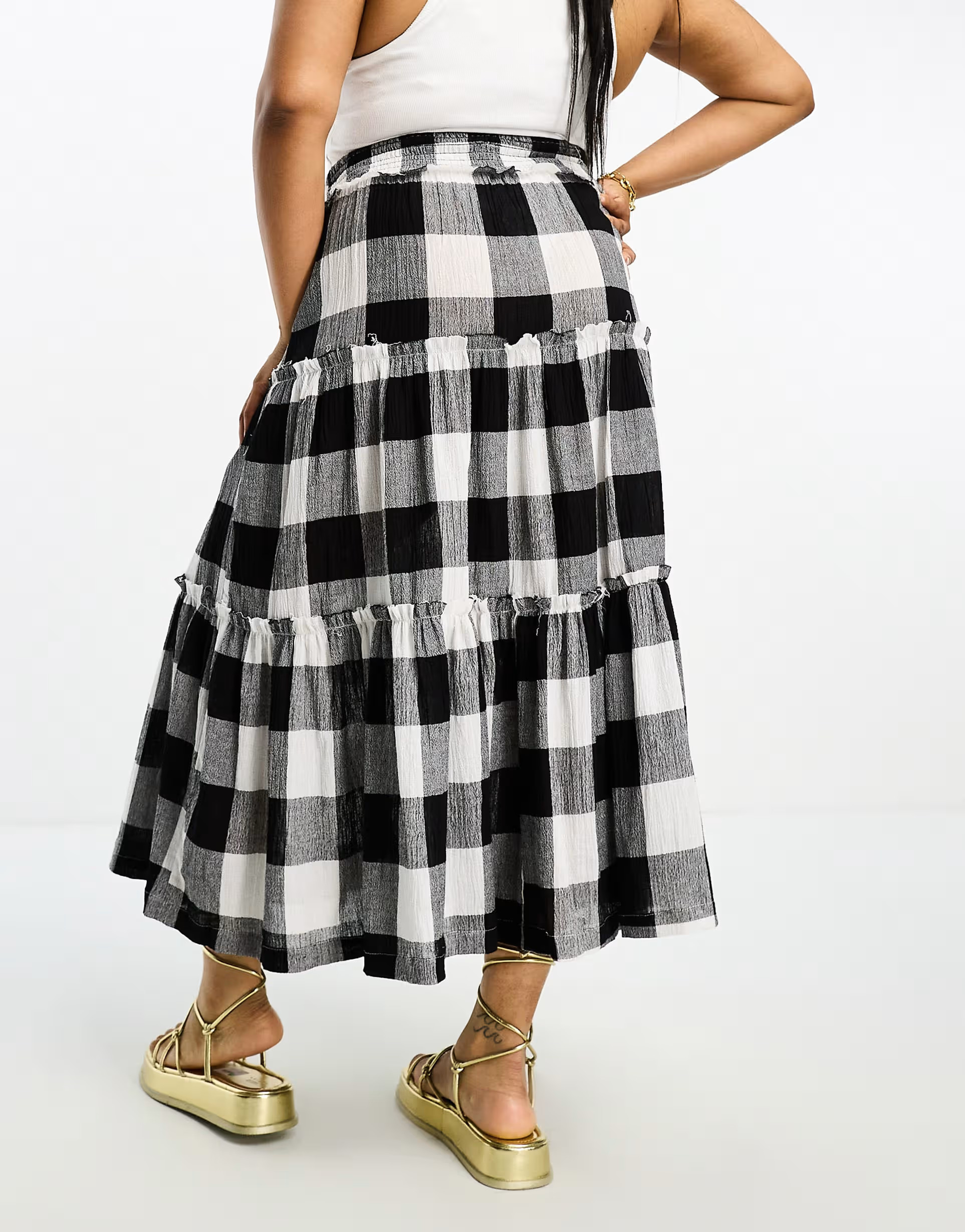 ASOS DESIGN Curve tiered midi skirt in jumbo mono gingham | ASOS (Global)