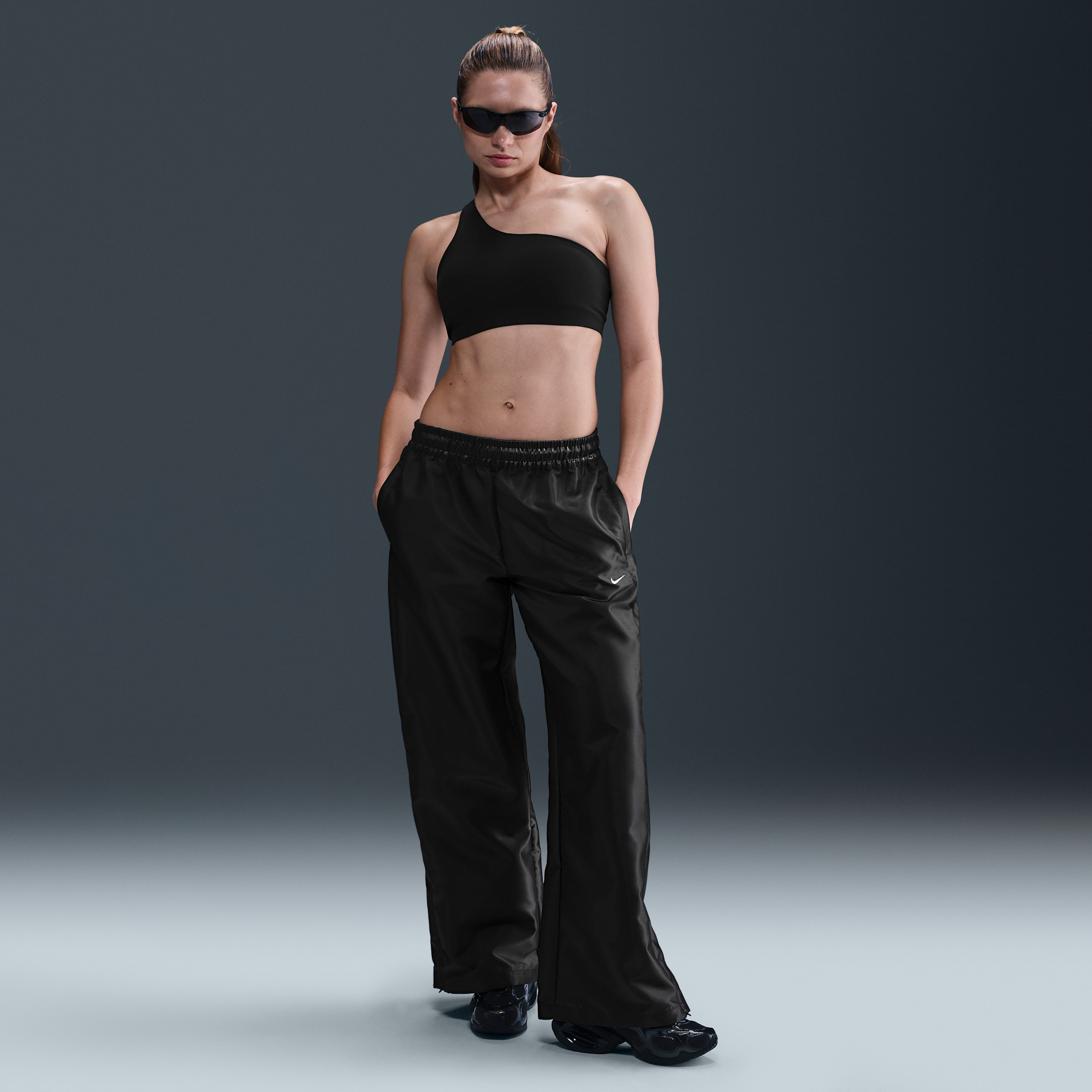 Women's Nike Sportswear Windrunner Shine Pants in Black | HV2475-010 | Nike (US)