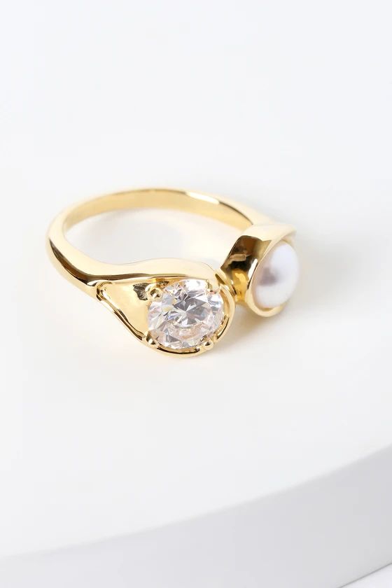 Gleam and Glitter 14KT Gold Pearl and Rhinestone Ring | Lulus (US)