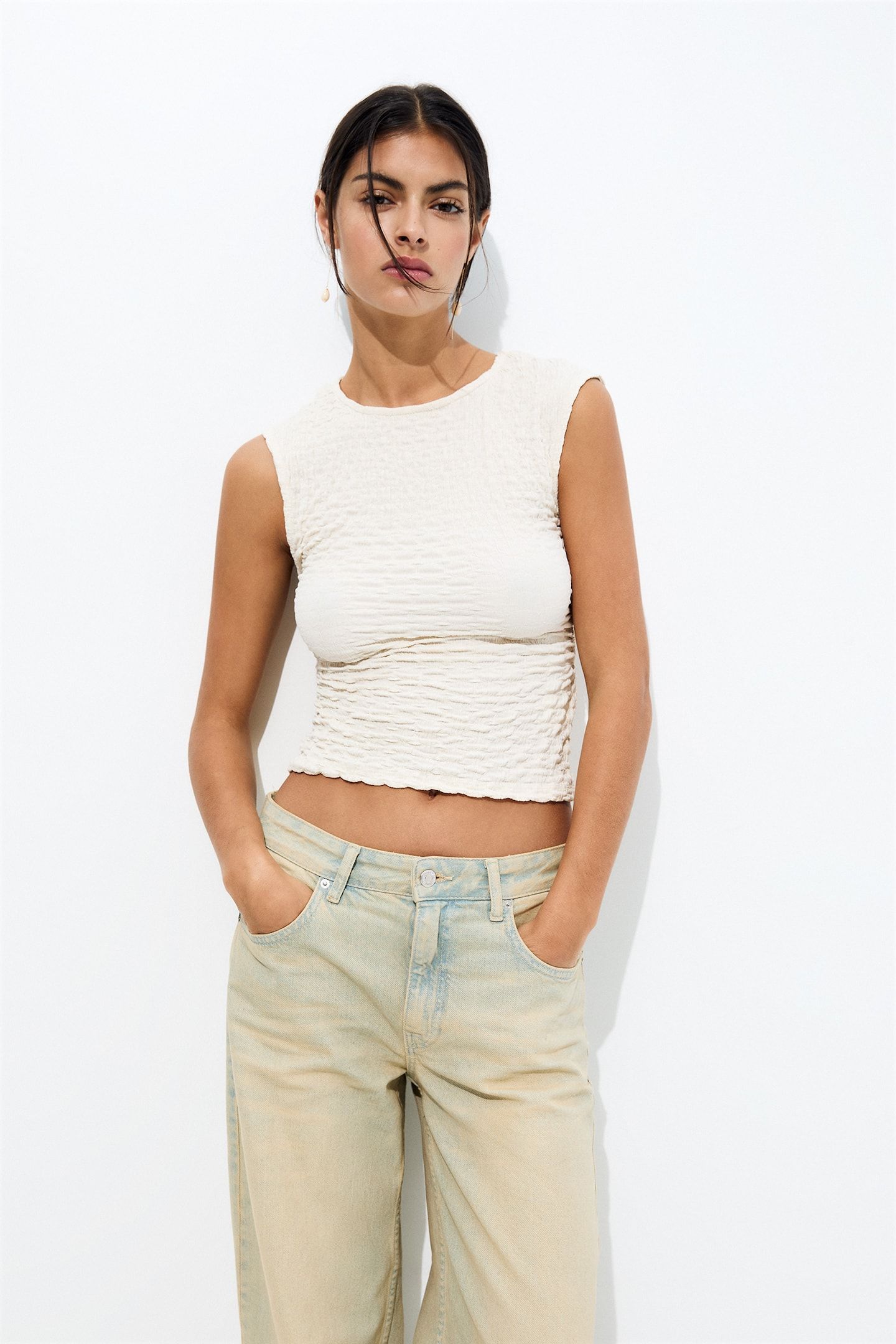 Textured cut-out top | PULL and BEAR UK