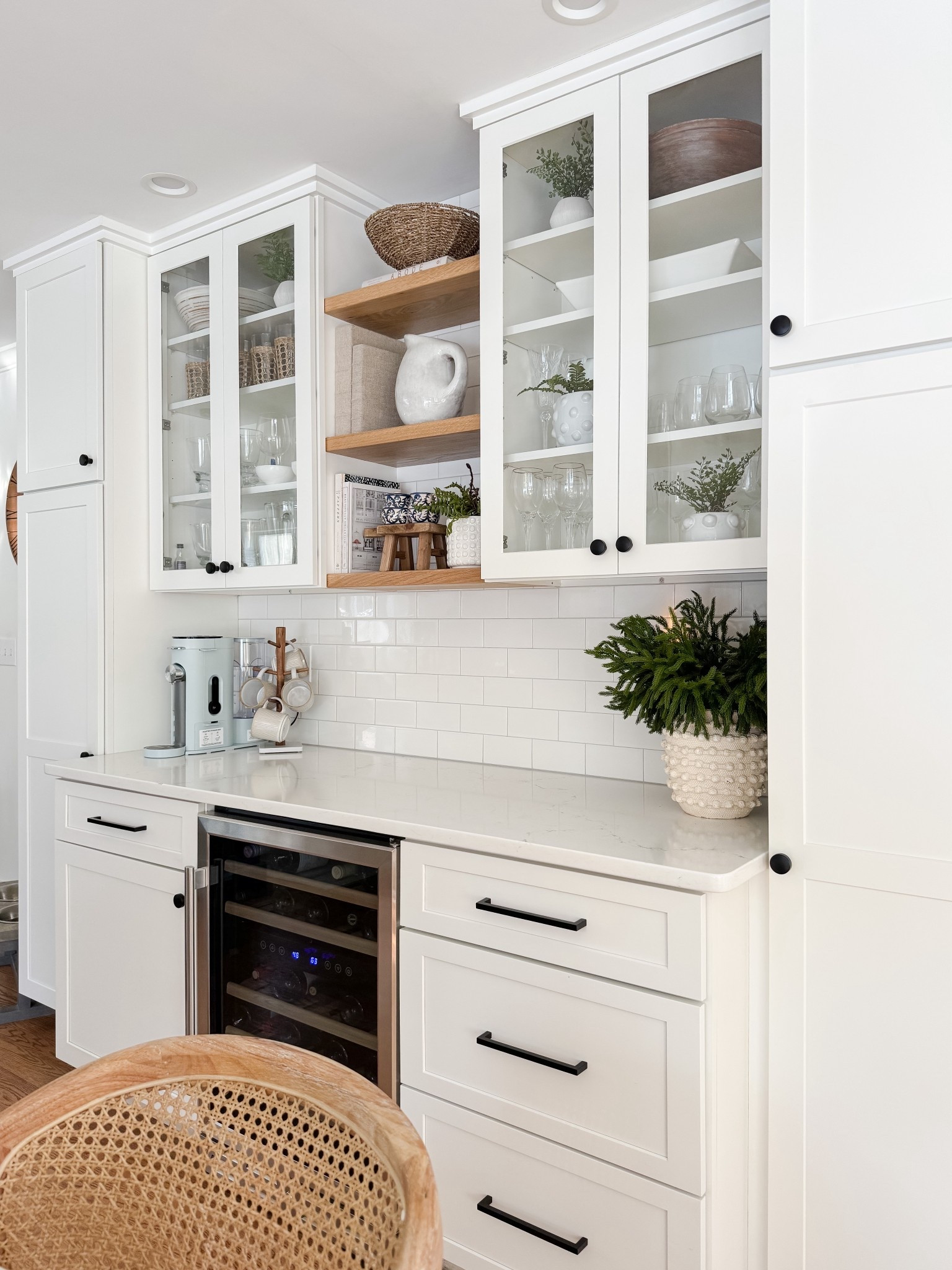 Kitchen home decor candle warmer winter decor vase and stems Amazon 

#LTKHome