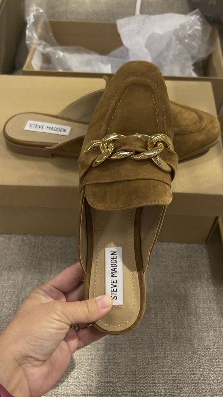 This Steve Madden loafer is everything! I love the fabric through the gold chain. It fits TTS and my foot doesn’t slip when I walk. It is super comfortable! 

NSALE, Nordstrom Anniversary sale 2023, NSALE 2023, best of NSALE, NSALE shoes, NSALE women's shoes, Steve Madden Mules, brown mules

#LTKxNSale
#Shopthelook
#Nordstromsale
#Nordstromsalefinds

#LTKshoecrush #LTKunder100 #LTKsalealert