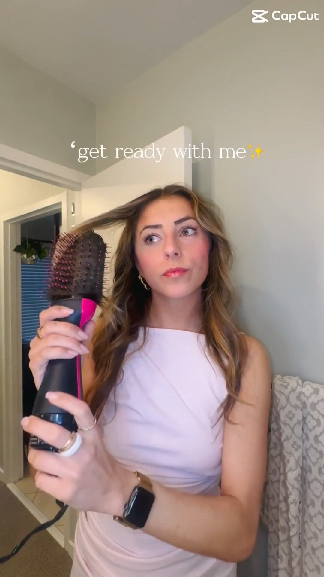 Easiest way to get curls! 🤩

Dress: Zara
Hair: Revlon/Target

#LTKFindsUnder50