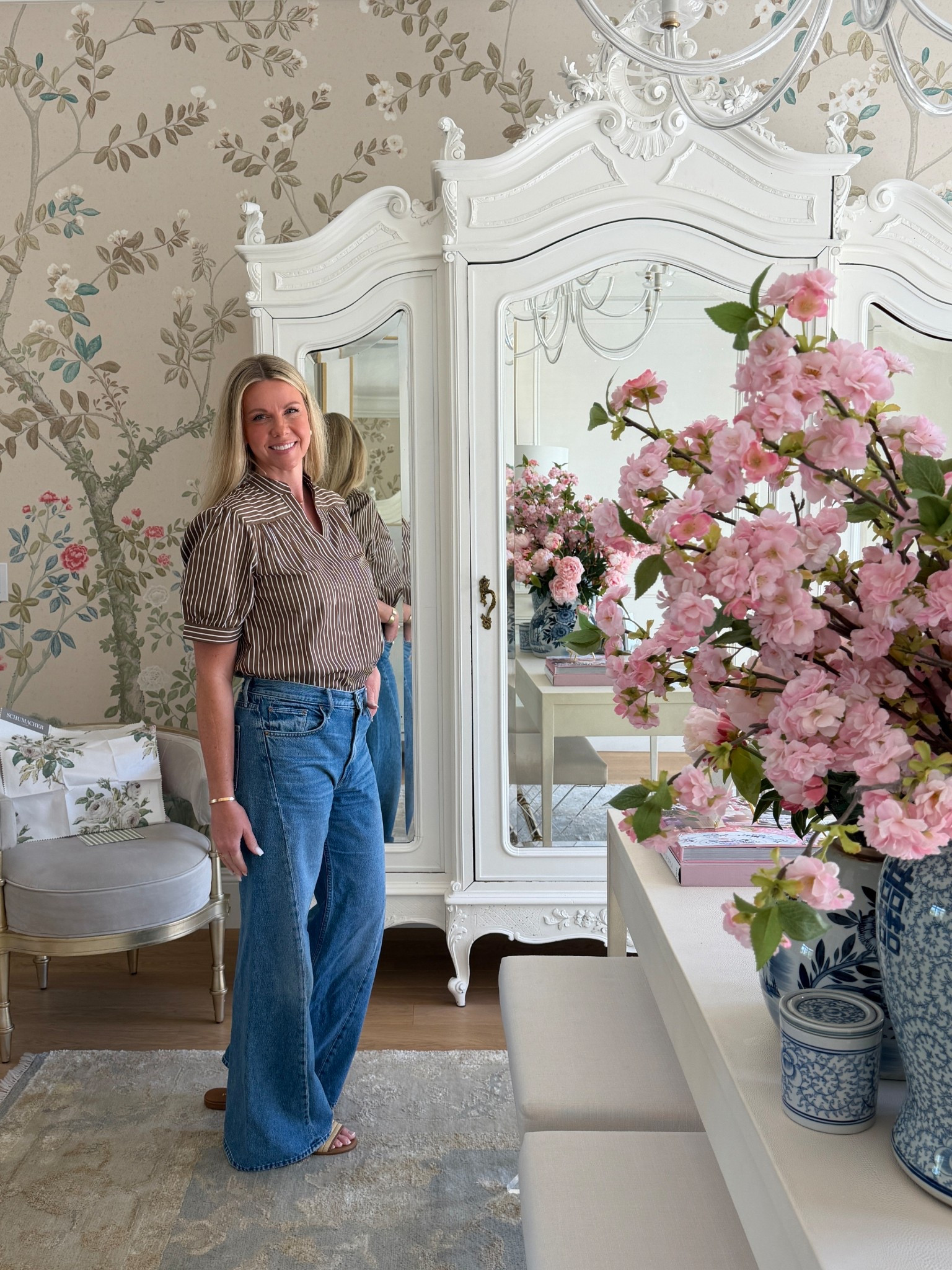 Spring closet essentials 

#LTKmomlife #LTKootd #LTKOver40