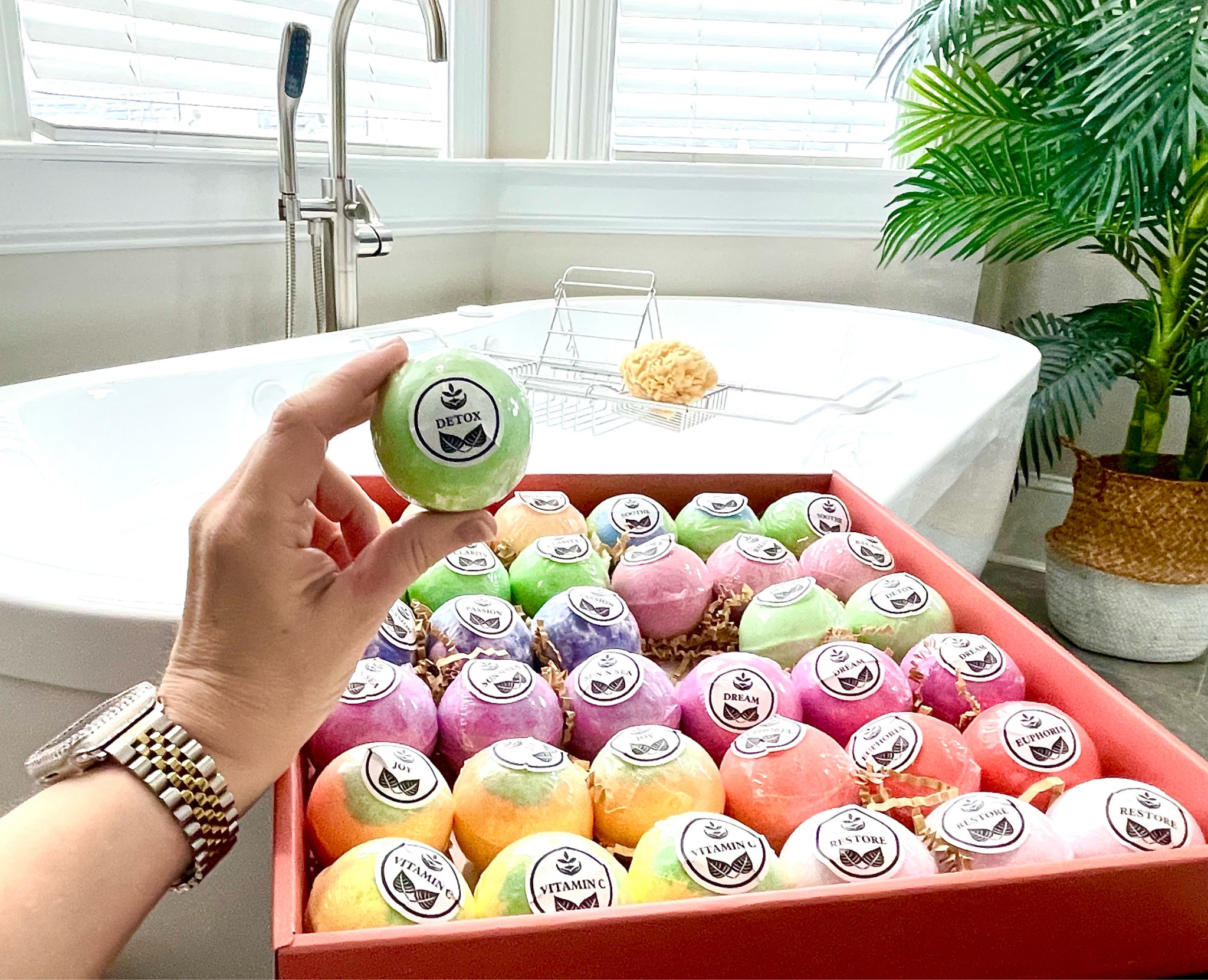 Organic bath bombs set, smells fantastic! #amazonfinds #founditonamazon #amazonhome #bathbombs #organicbathbombs #spa

#LTKfamily #LTKhome #LTKbeauty