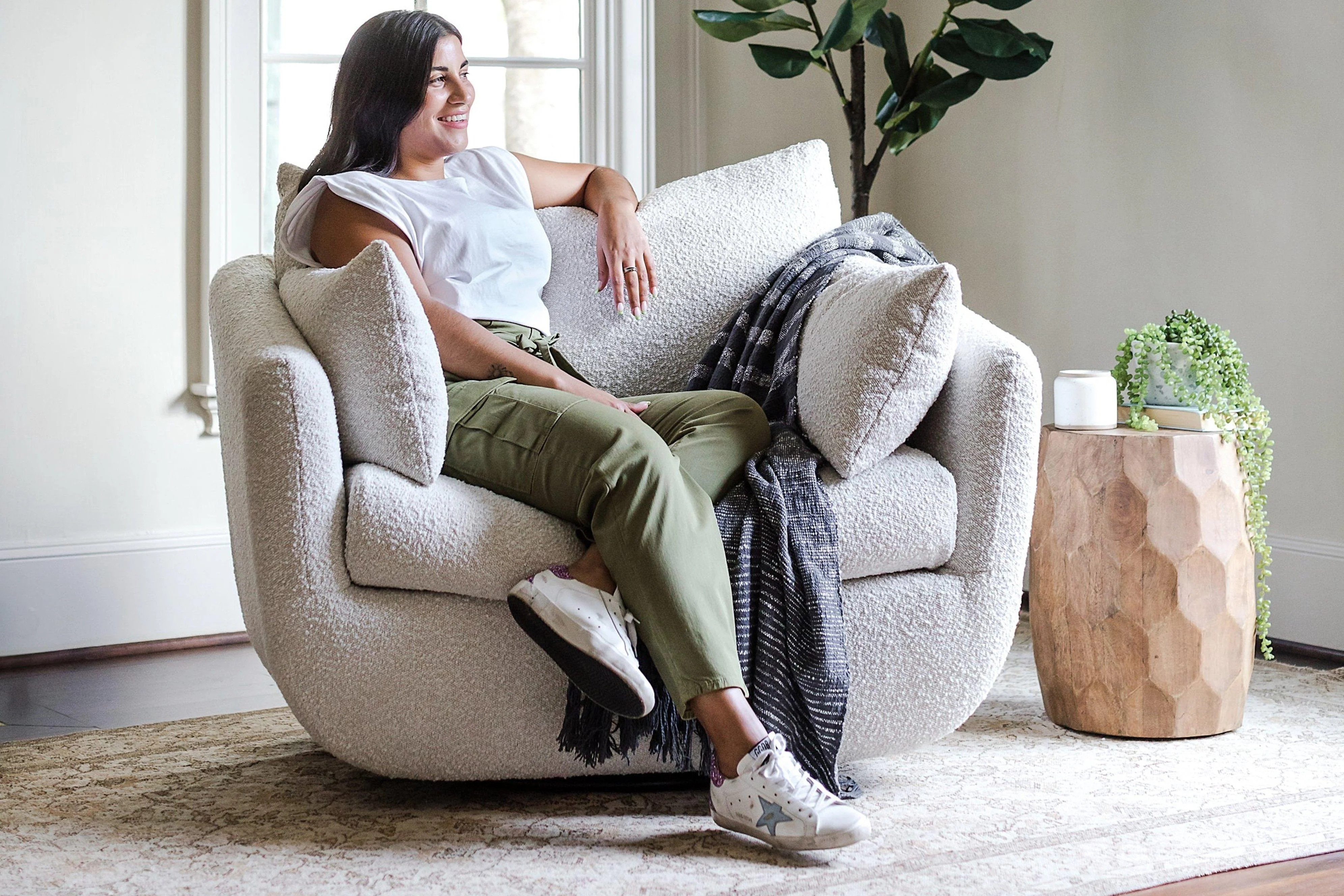 Park Swivel Armchair | Albany Park