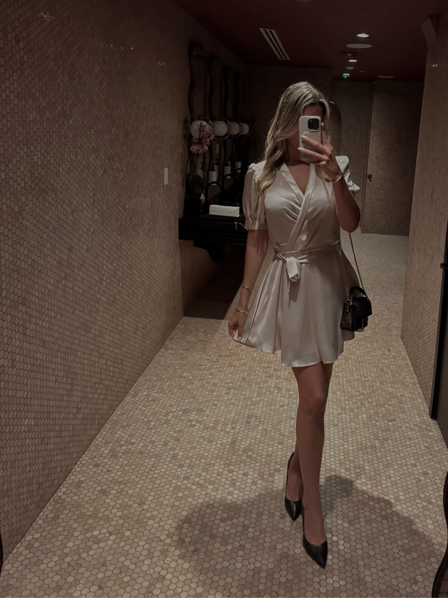 Aritzia dress size S 


#LTKSaleAlert #LTKCyberWeek #LTKHoliday