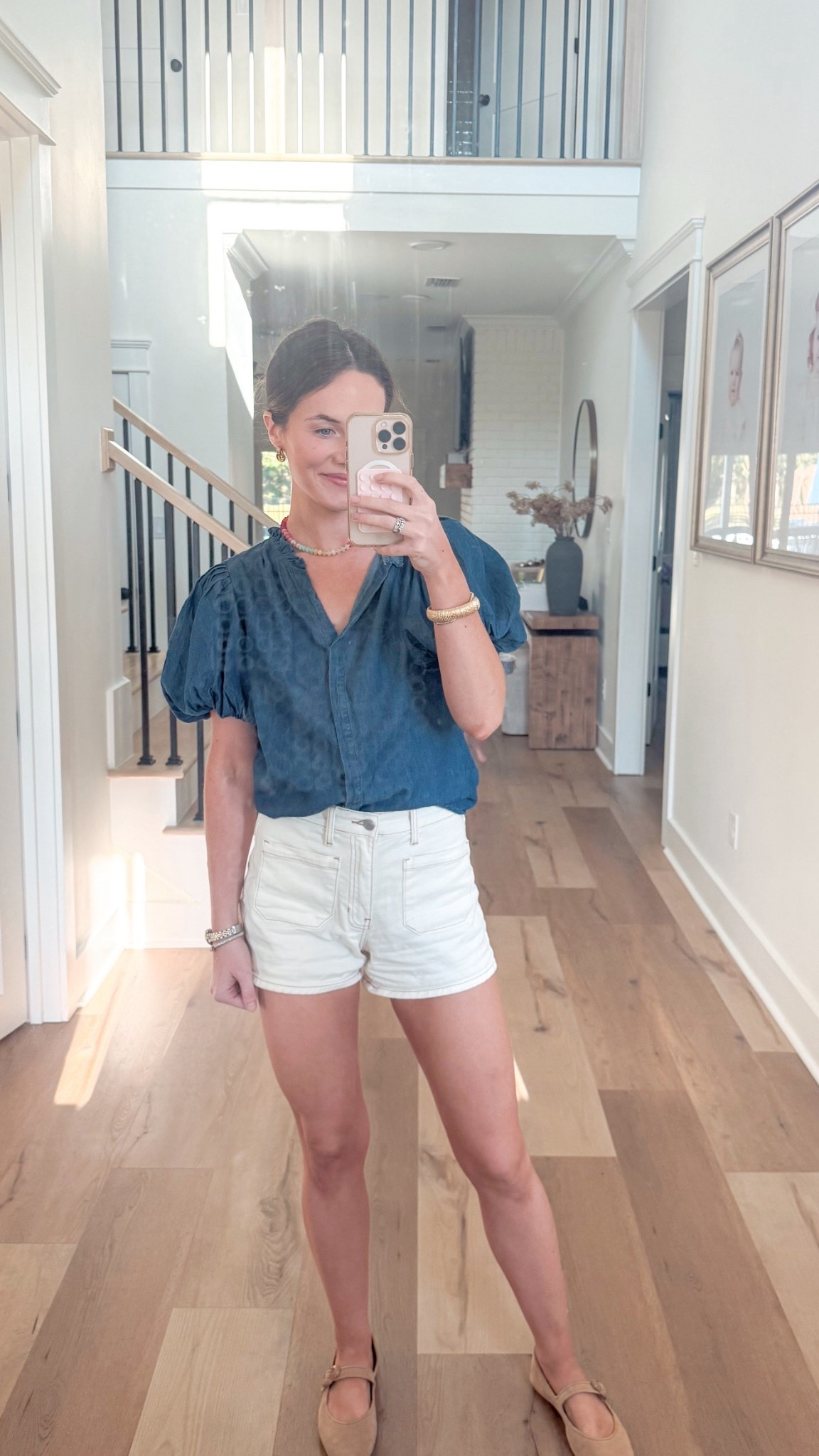 Avara outfit! Love this denim top and these cream shorts are SO good! 

Shoes: Larroude flats 


#LTKSeasonal
