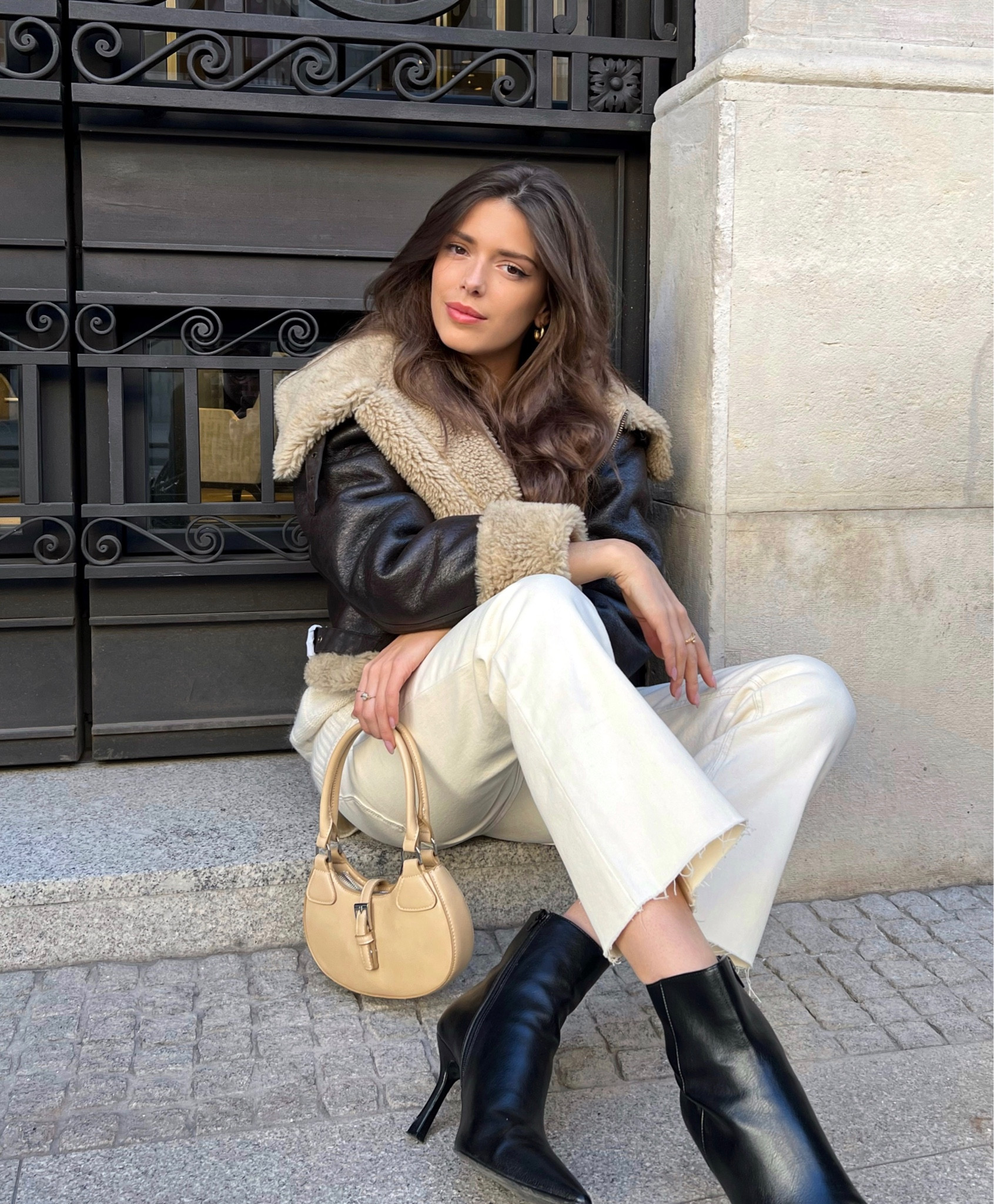 Look avec und veste motarde mouton 🤎

#LTKfit #LTKeurope #LTKSeasonal