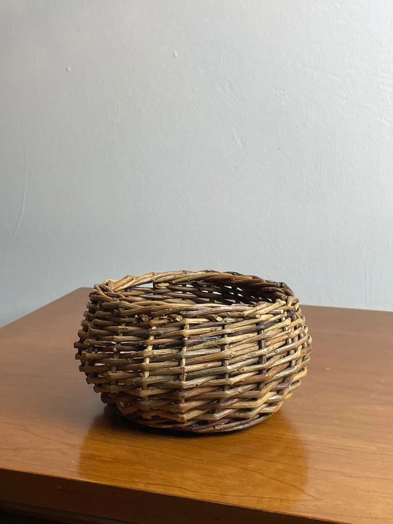 Vintage Handwoven Canary Twig Small Round Basket, Vintage Spring Decor, Natural Woven Willow Tiny... | Etsy (US)