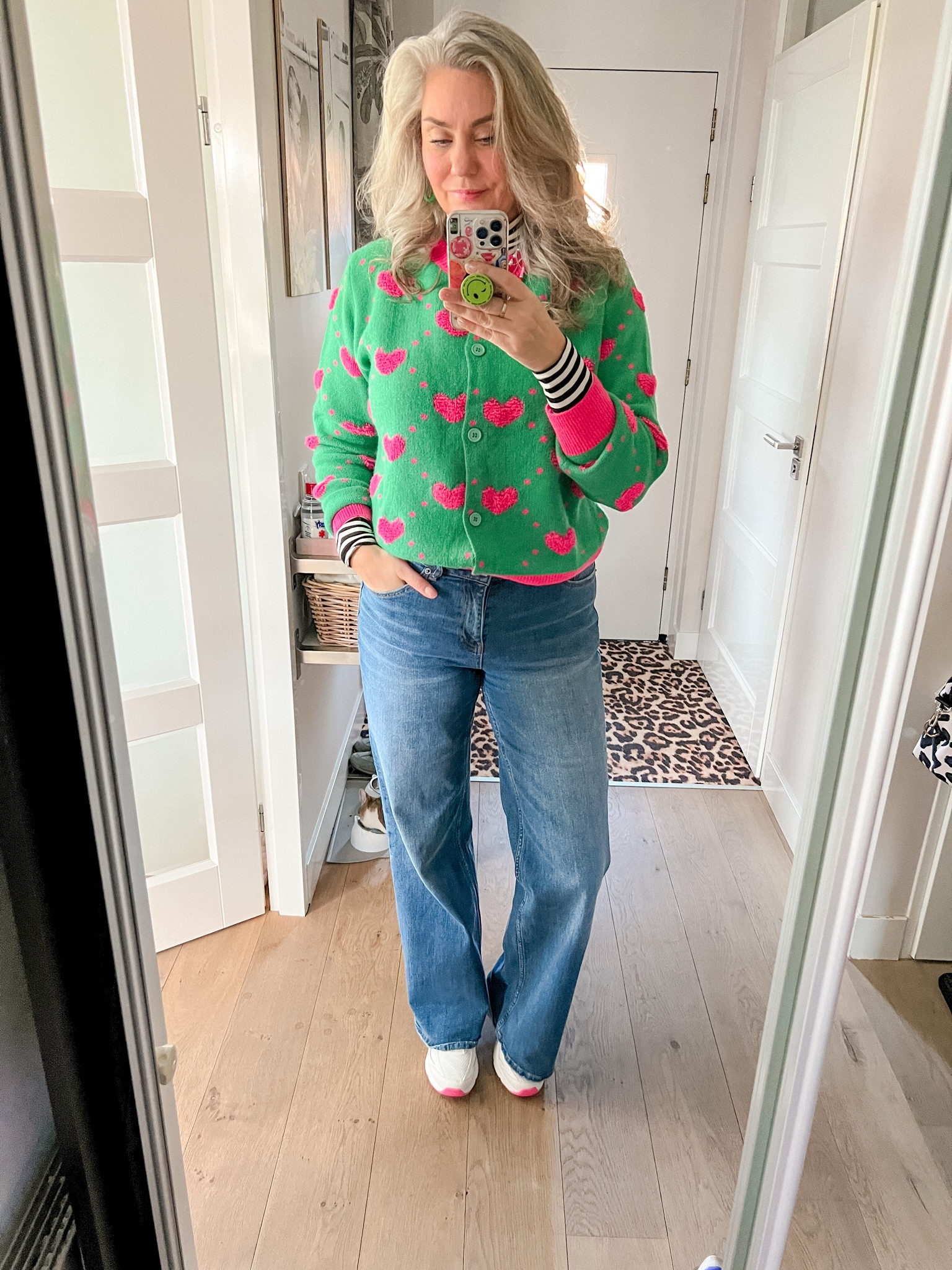 Ootd - Friday. Valentines Day. A green and pink heart cardigan over a striped turtleneck paired with wide leg jeans and Skechers sneakers. 



#LTKnederlands #LTKFashionMonth #LTKeurope